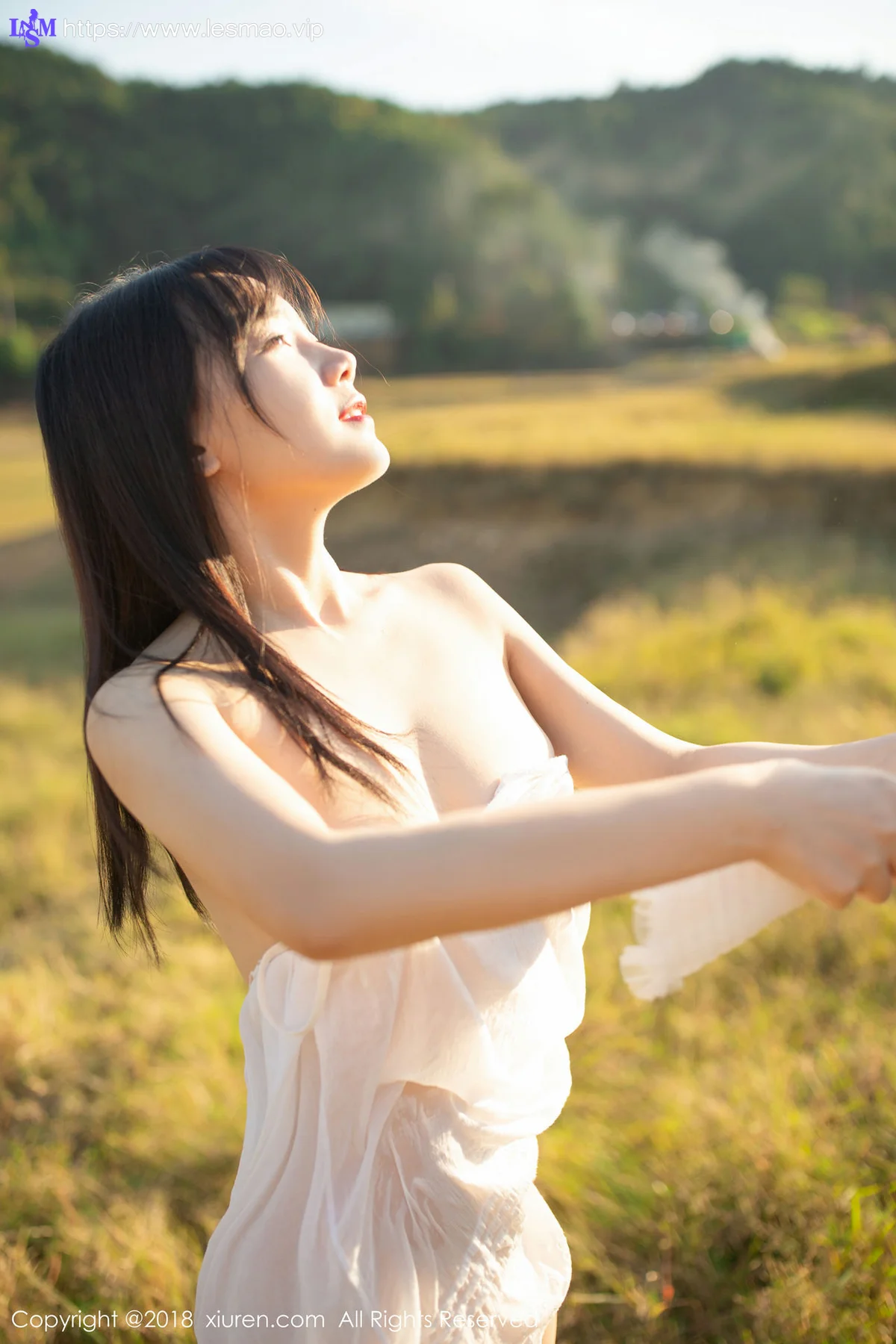 XiuRen 秀人 No.1238 徐薇薇mia 野外萝莉玉体 - 16