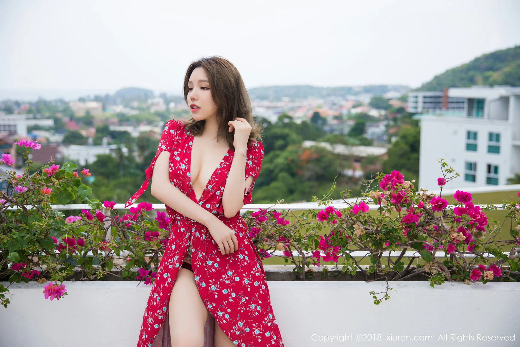XiuRen 秀人 No.1284 黄楽然 花季旅拍女神 - 33