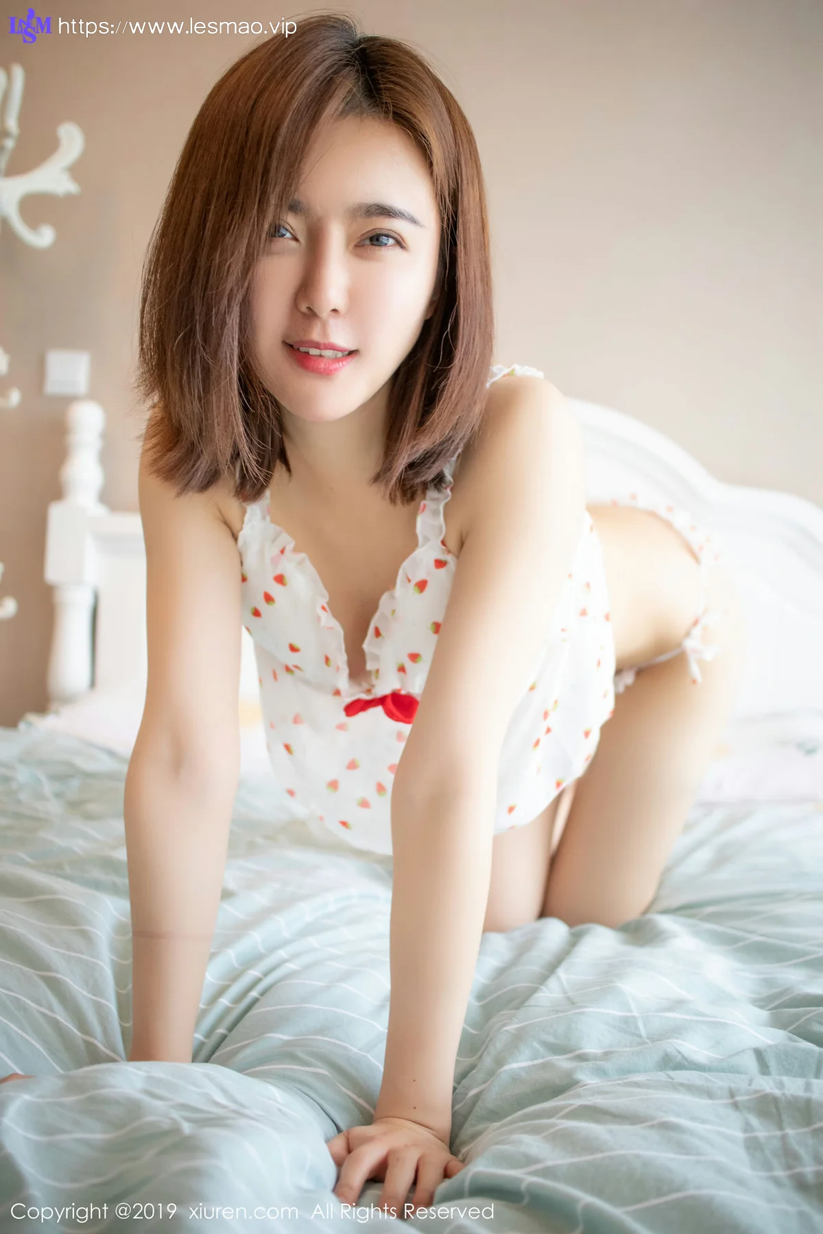 XiuRen 秀人 No.1471 youmi悠蜜 草莓内衣私房 - 16