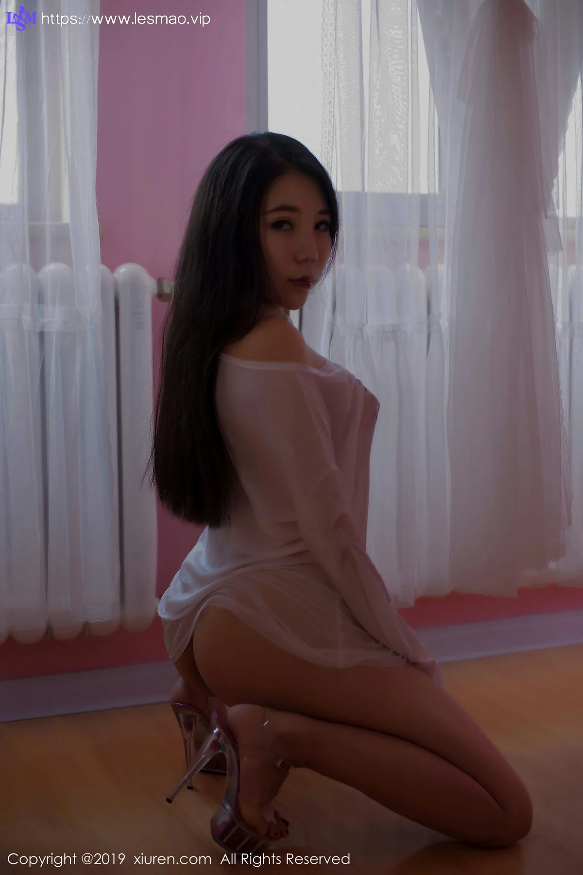 XiuRen 秀人 No.1553 放空lily 天然蜜桃臀妹子 - 17