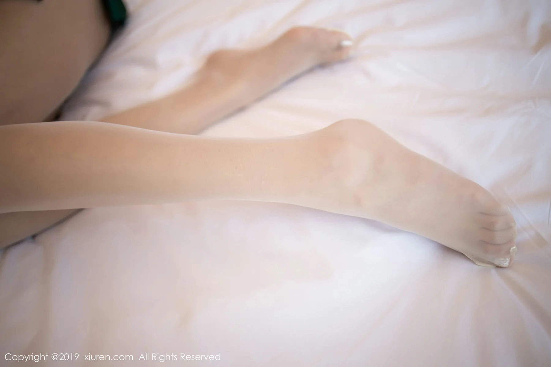 XiuRen 秀人 No.1567 杨晨晨sugar黑丝美腿写真 - 22