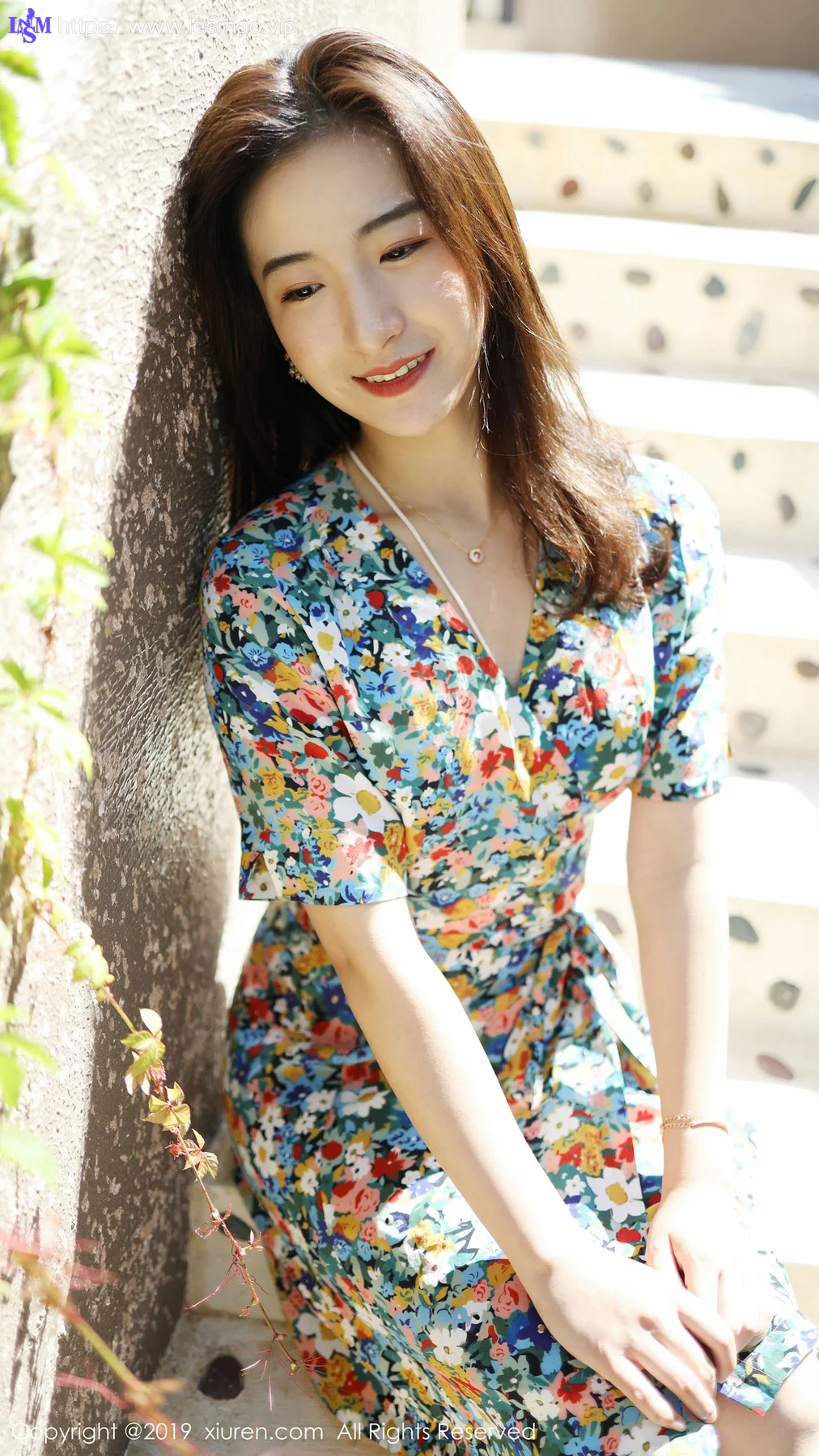 XiuRen 秀人 No.1641 气质梨涡美女 艺儿伢呦 首套写真 - 15