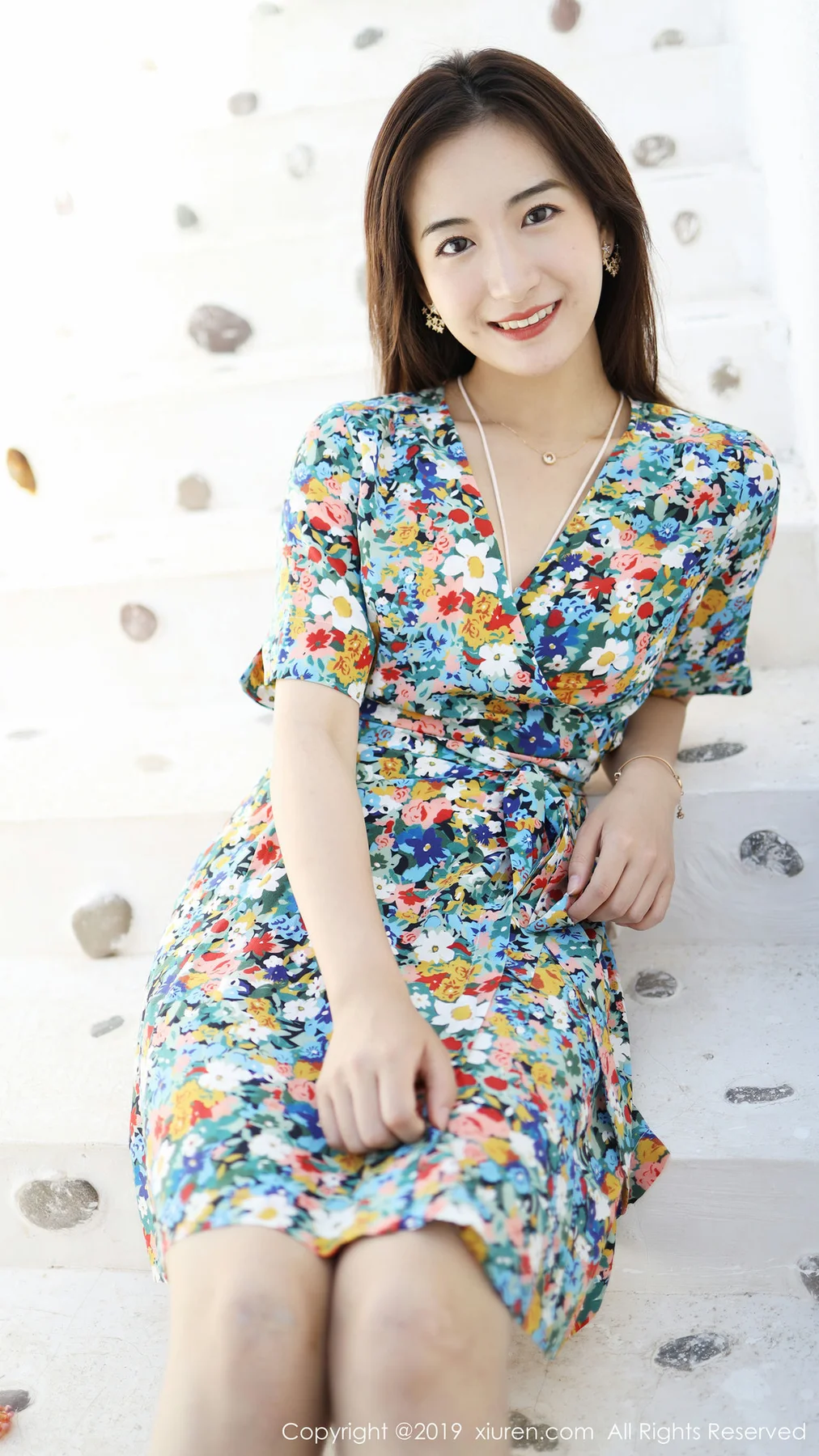 XiuRen 秀人 No.1641 气质梨涡美女 艺儿伢呦 首套写真 - 41