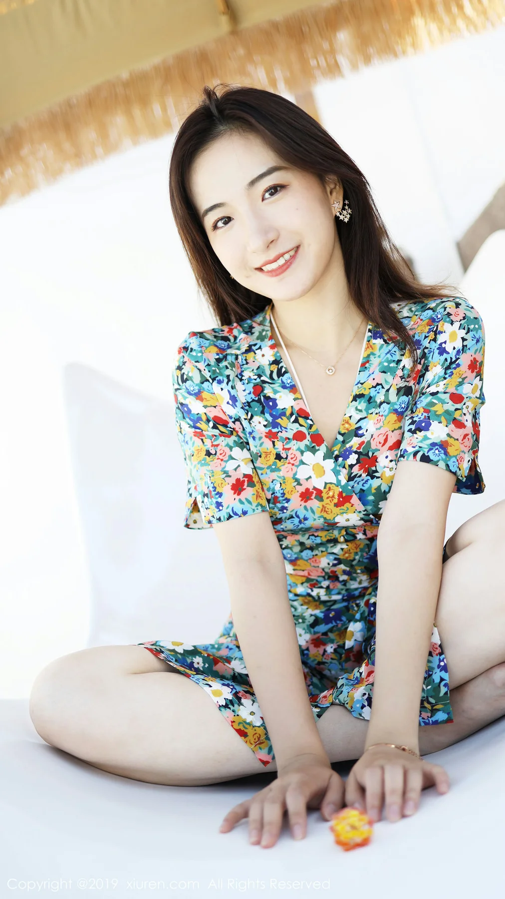 XiuRen 秀人 No.1641 气质梨涡美女 艺儿伢呦 首套写真 - 47