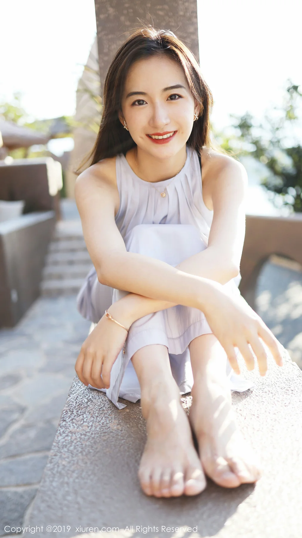 XiuRen 秀人 No.1660 艺儿拿铁 气质梨涡美女 - 21