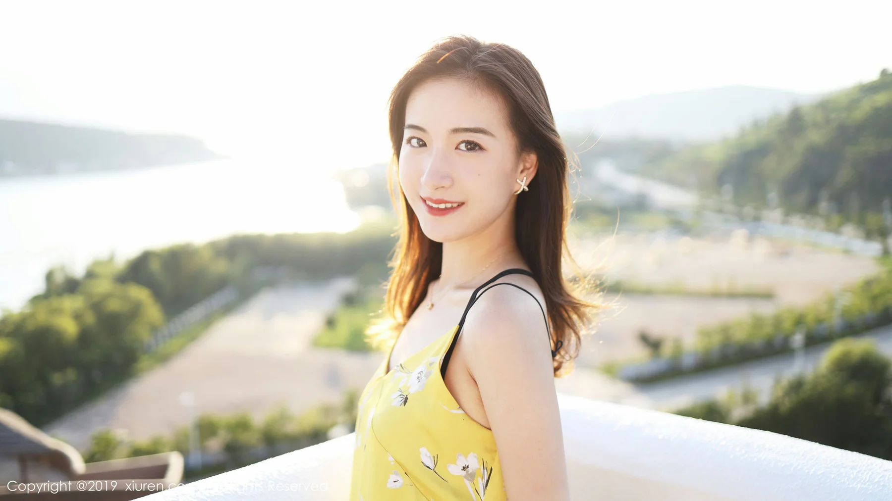 XiuRen 秀人 No.1660 艺儿拿铁 气质梨涡美女 - 55