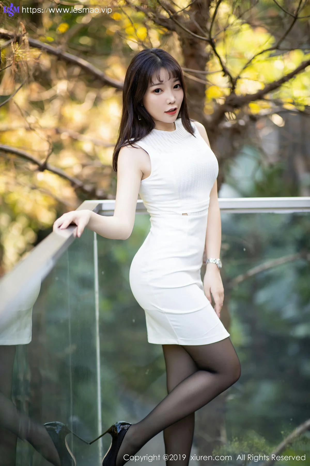 XiuRen 秀人 No.1714 芝芝Booty 短裙与魅惑黑丝 - 13