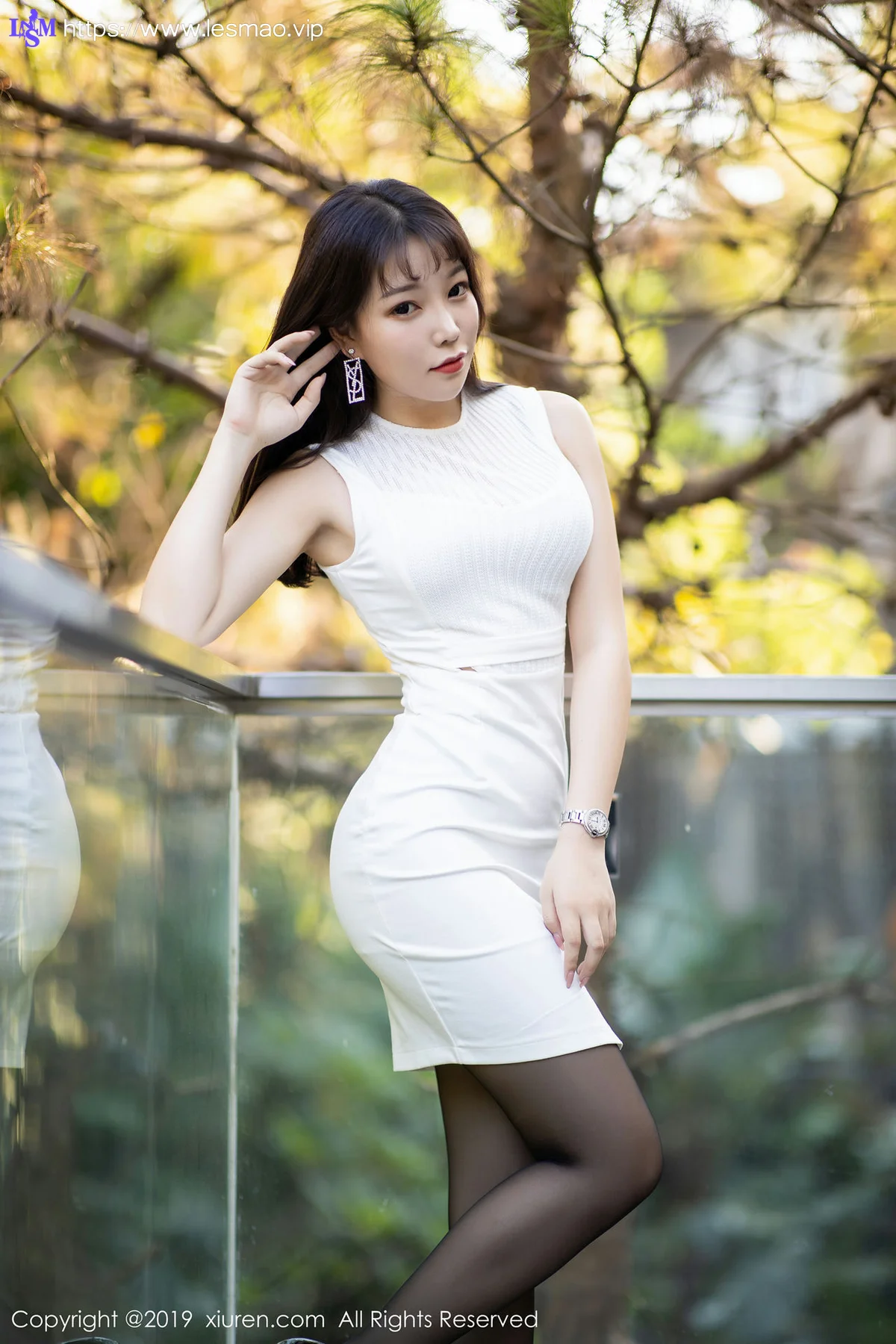 XiuRen 秀人 No.1714 芝芝Booty 短裙与魅惑黑丝 - 14