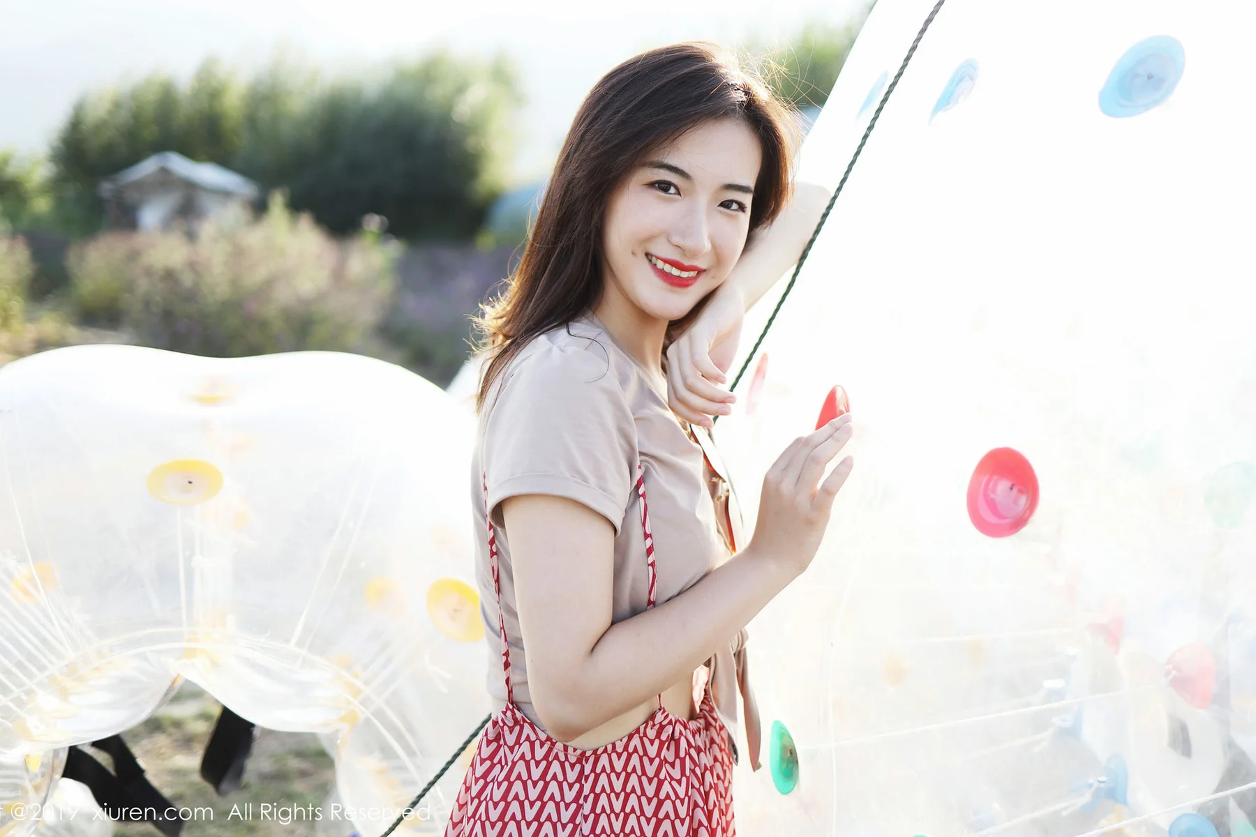 XiuRen 秀人 No.1718 气质梨涡妹 艺儿拿铁清新写真 - 25