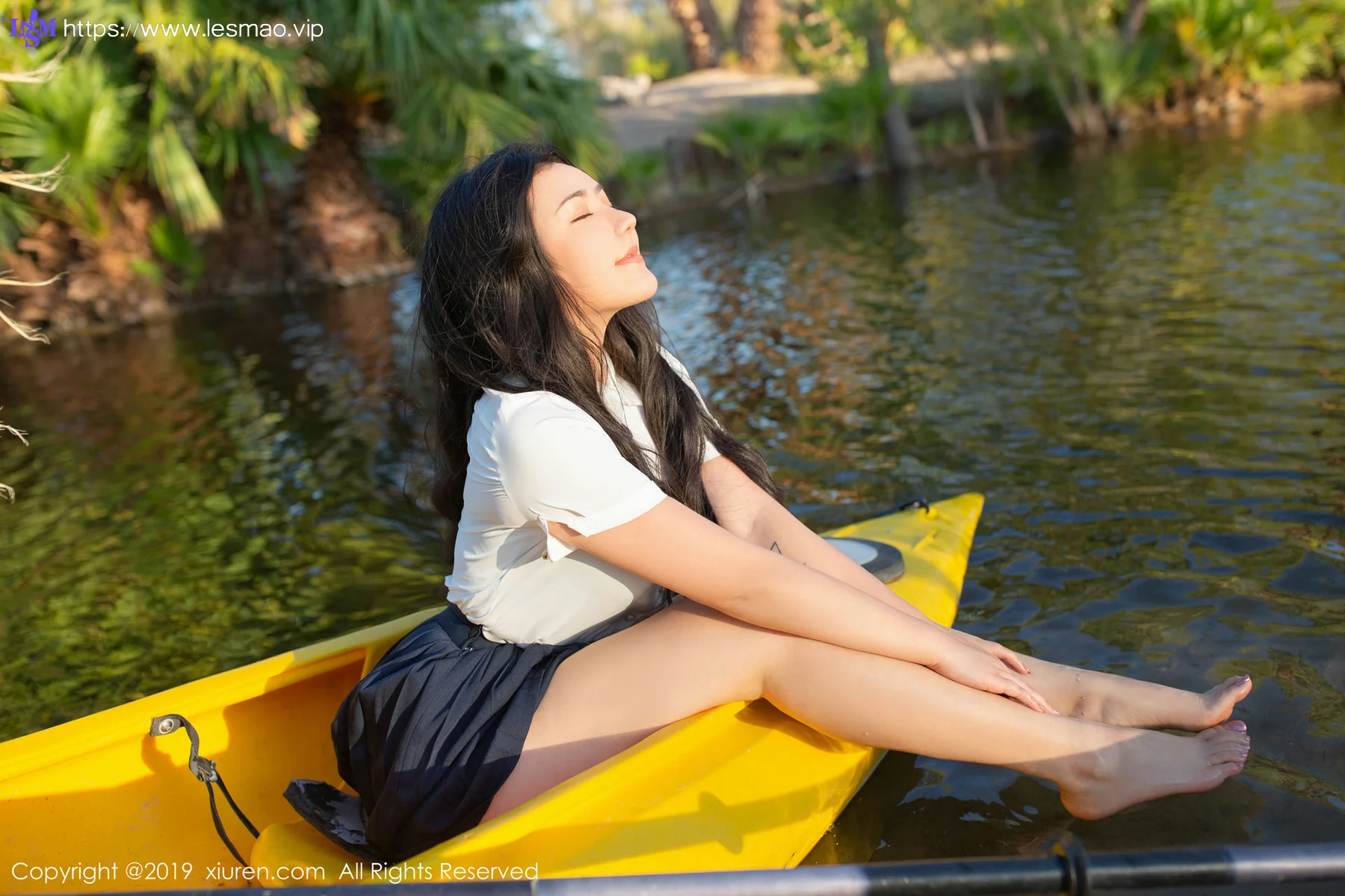XiuRen 秀人 No.1719 室外皮划艇 Manuela玛鲁娜美国旅拍 - 17