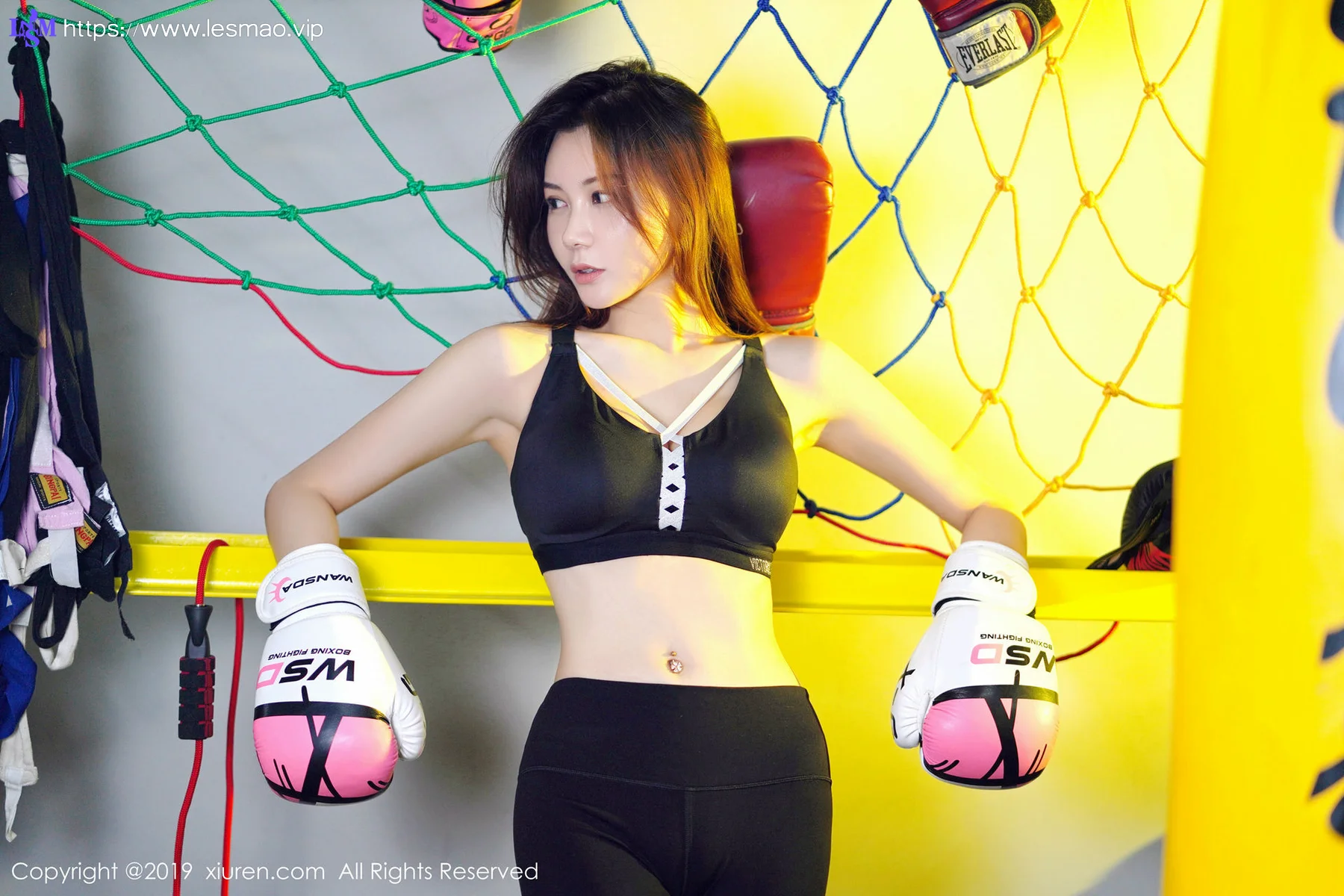 XiuRen 秀人 No.1732 健身美女新人模特 爱丽儿首套写真 - 16