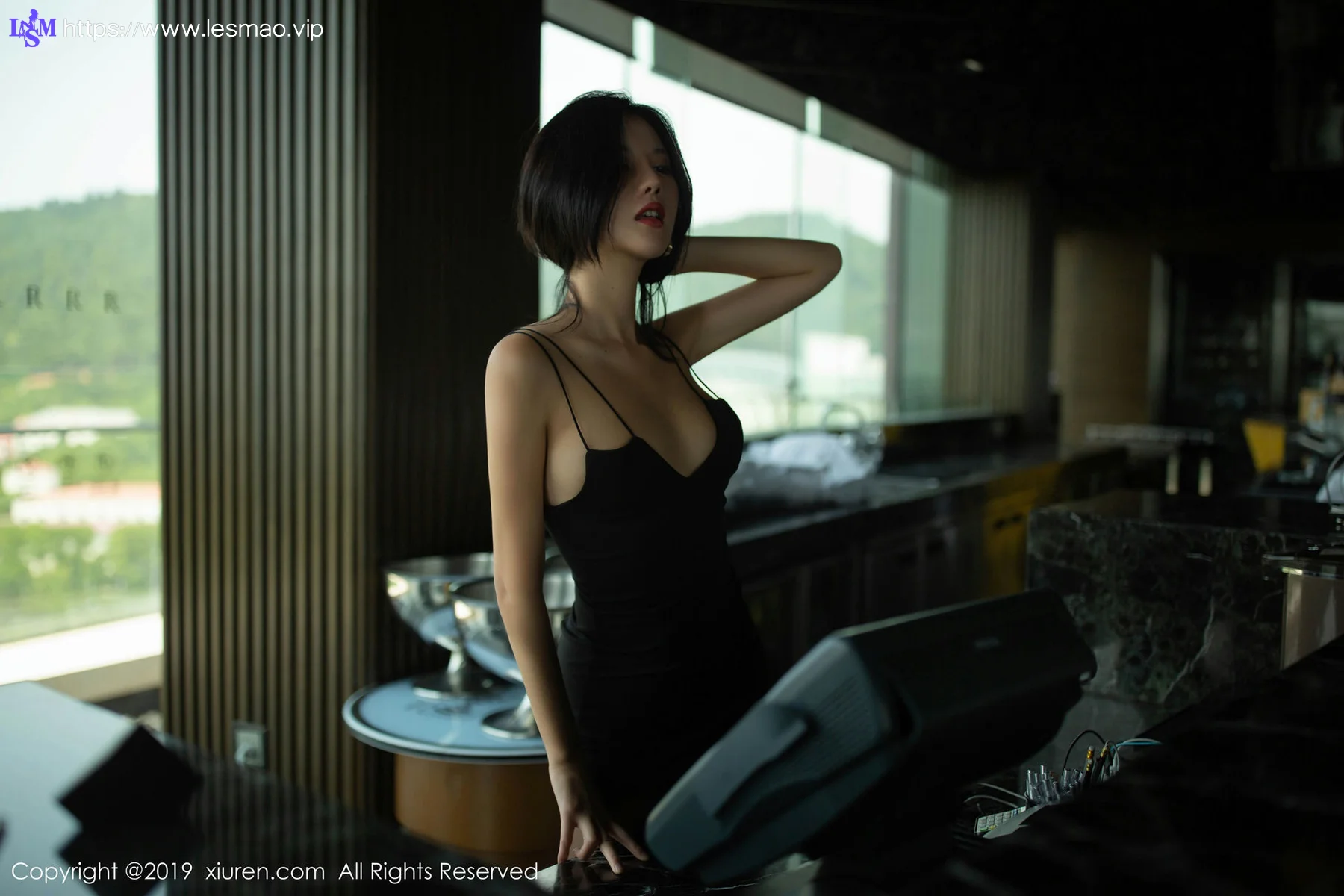 XiuRen 秀人 No.1739 酒窖主题 就是阿朱啊写真 - 53
