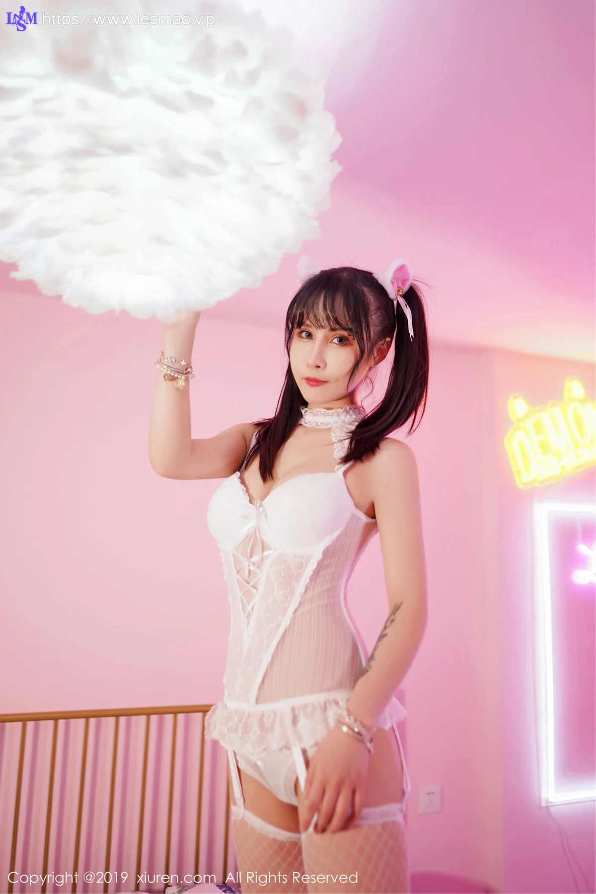 XiuRen 秀人 No.1798 新人模特 邱淑贝第二套写真 - 32