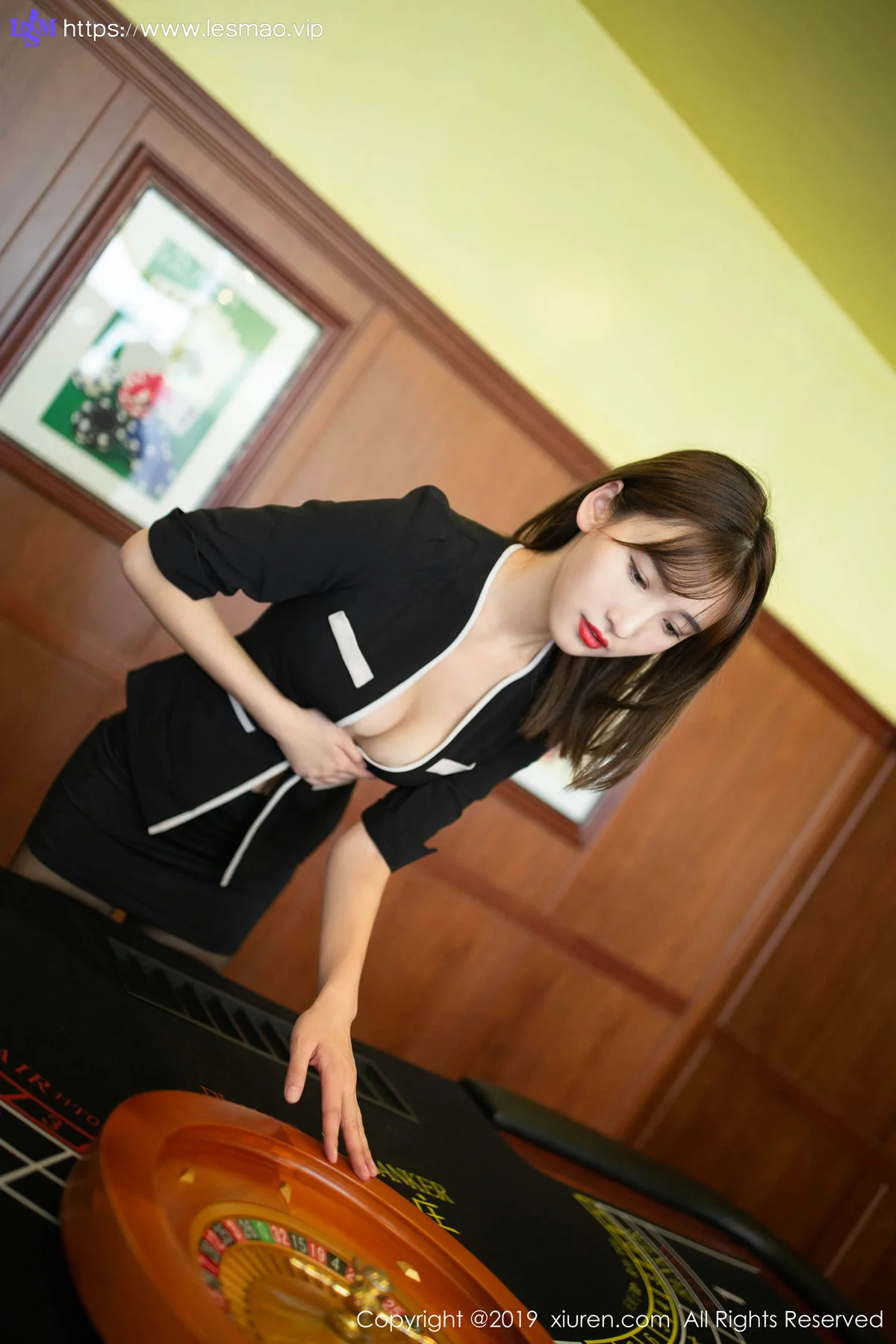 XiuRen 秀人 No.1807 陆萱萱 荷官主题写真 - 53
