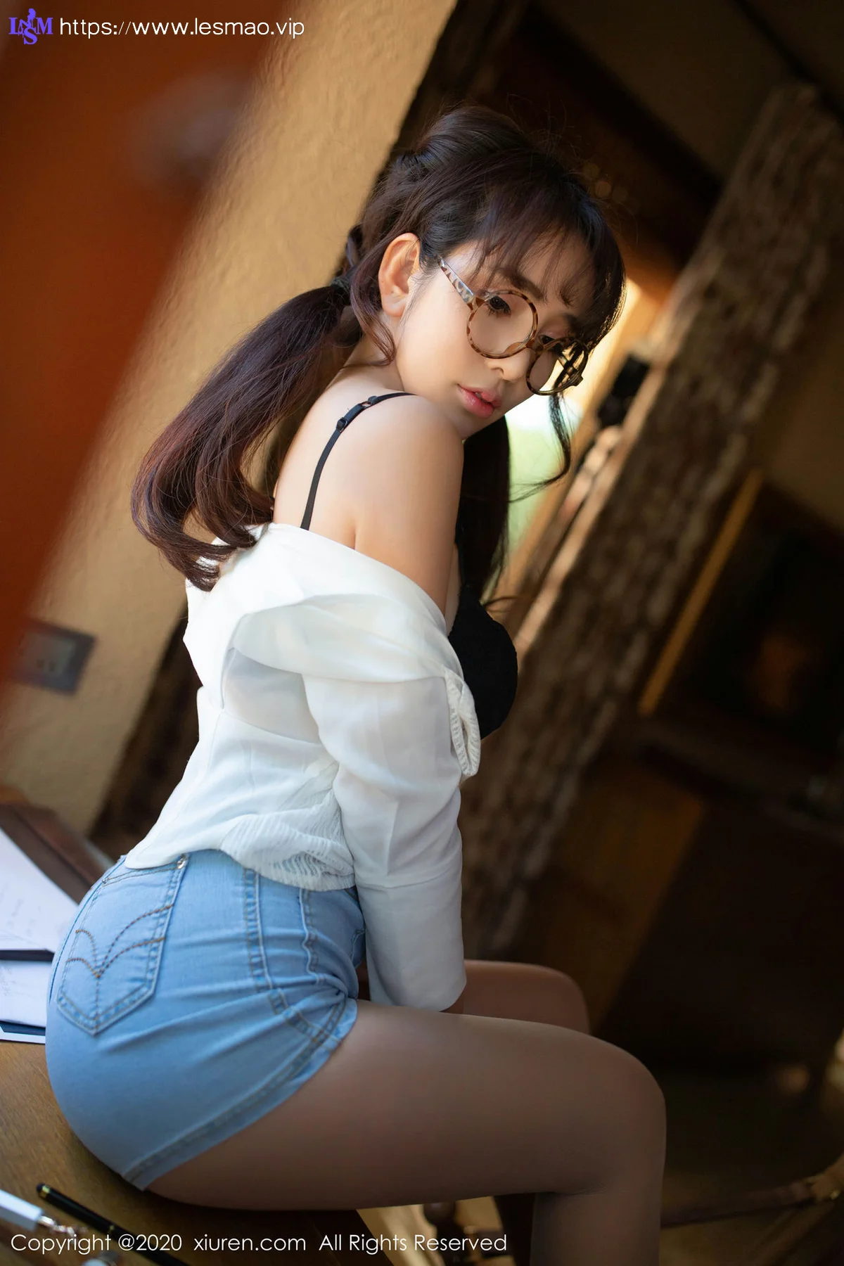 XiuRen 秀人 No.1910 爆乳萝莉79P 陶喜乐_lele 东欧旅拍写真 - 36