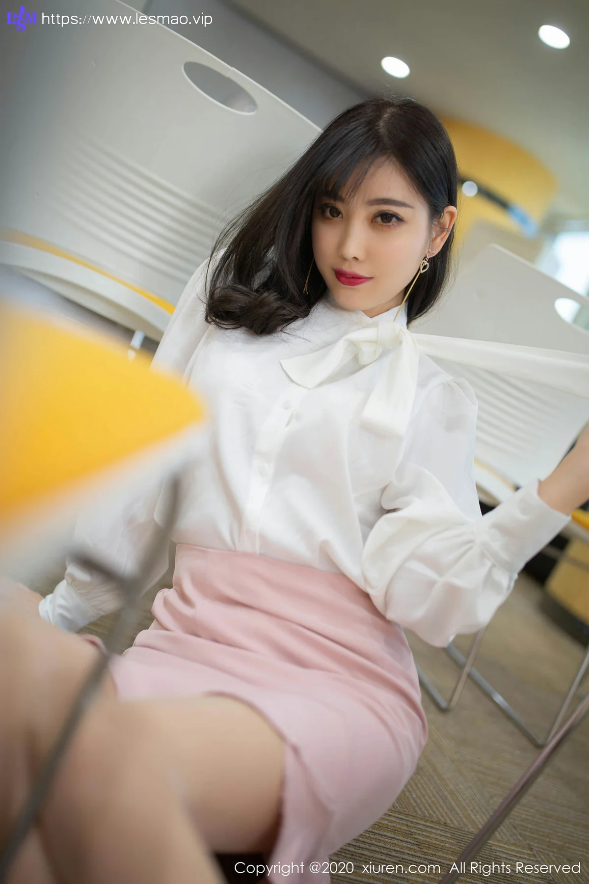 XiuRen 秀人 No.1955 美女记者视觉呈现 杨晨晨sugar 女记者主题... - 15