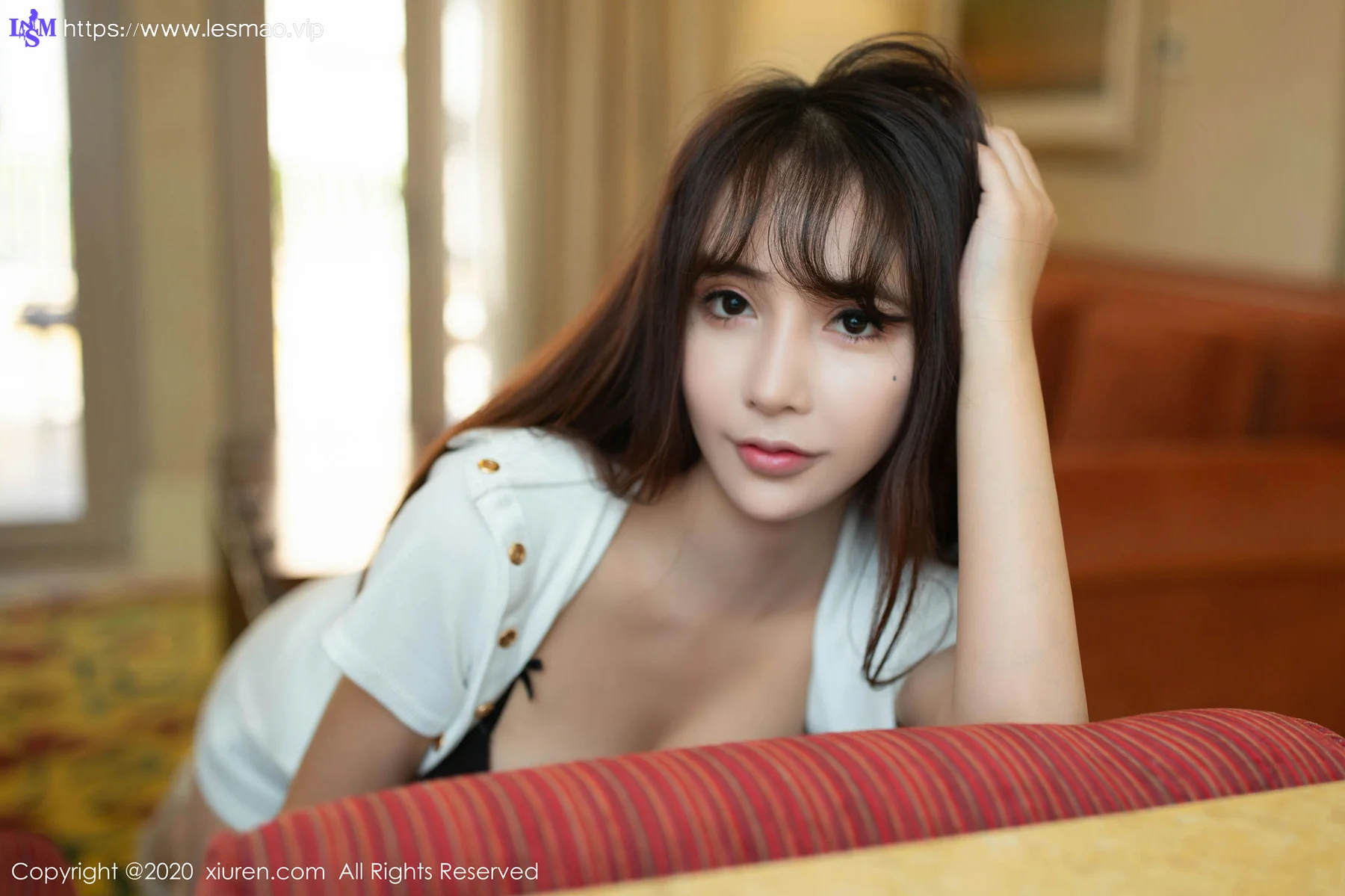 XiuRen 秀人 No.2004 肉丝萝莉 陶喜乐_lele 东欧旅拍写真 - 16