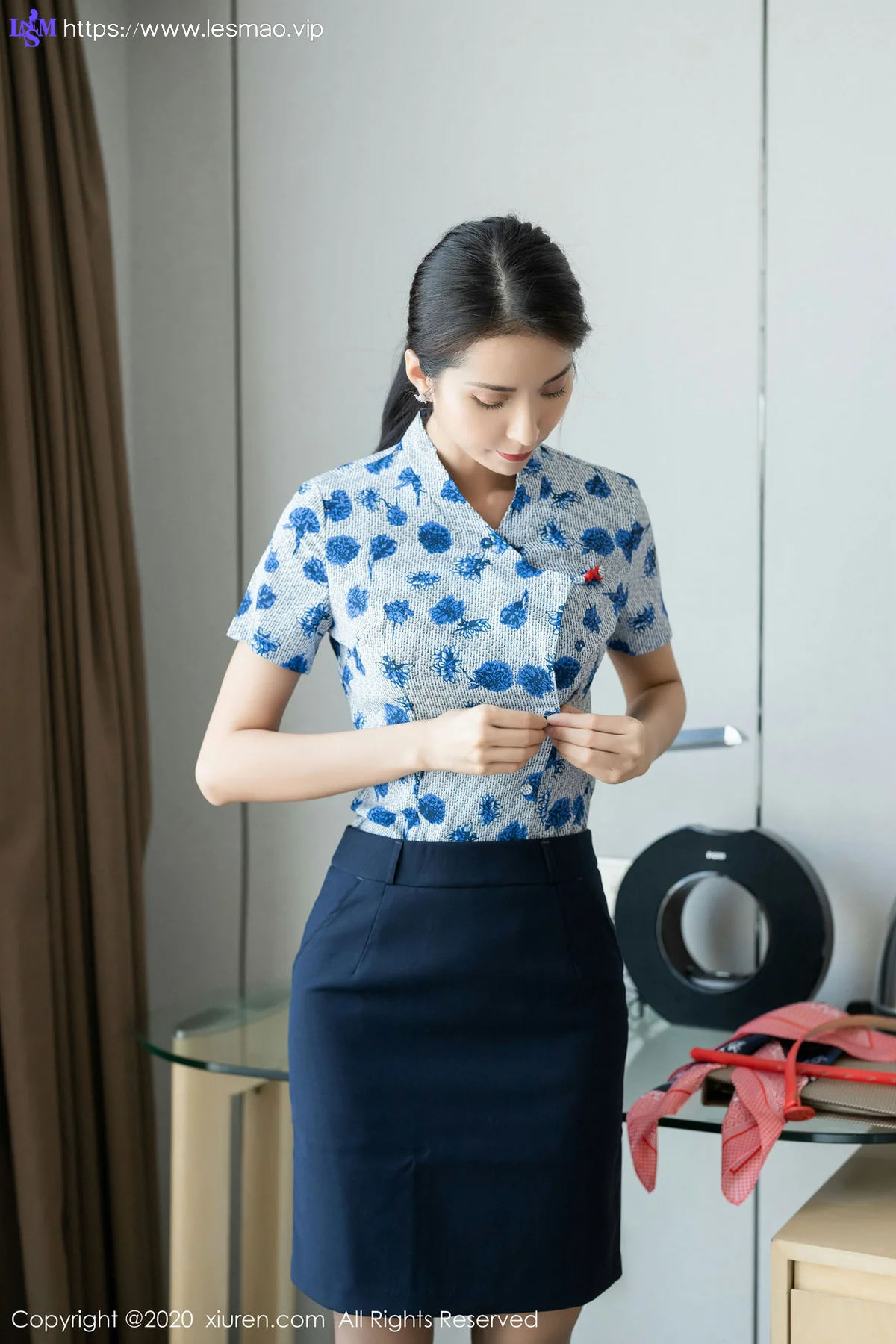 XiuRen 秀人 No.2018 carry 丝袜美腿写真 - 14