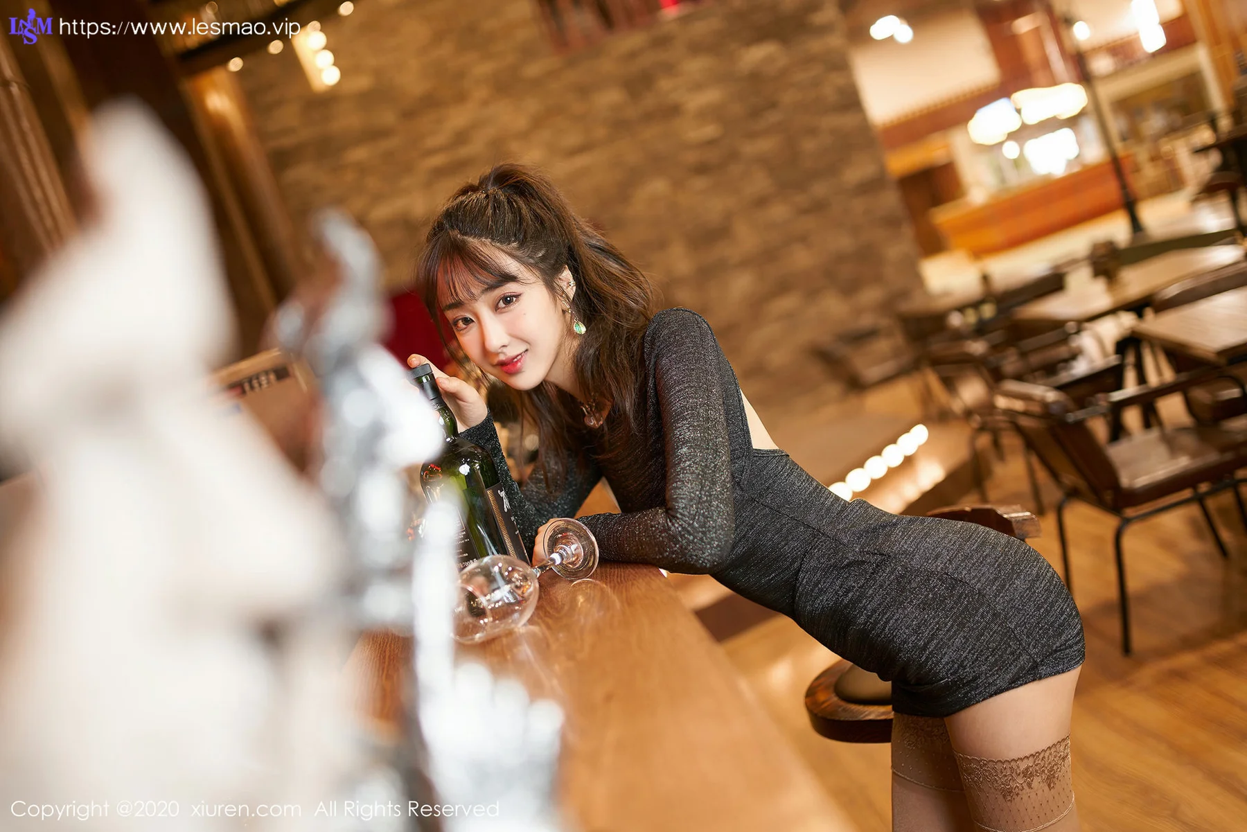 XiuRen 秀人 No.2085 酒吧主题写真 Betty林子欣 - 20