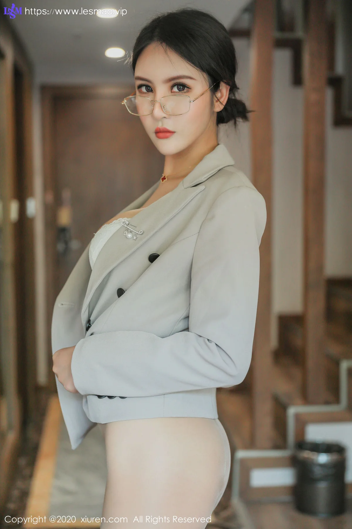 XiuRen 秀人 No.2098 典藏版新写真 Emily顾奈奈 - 31