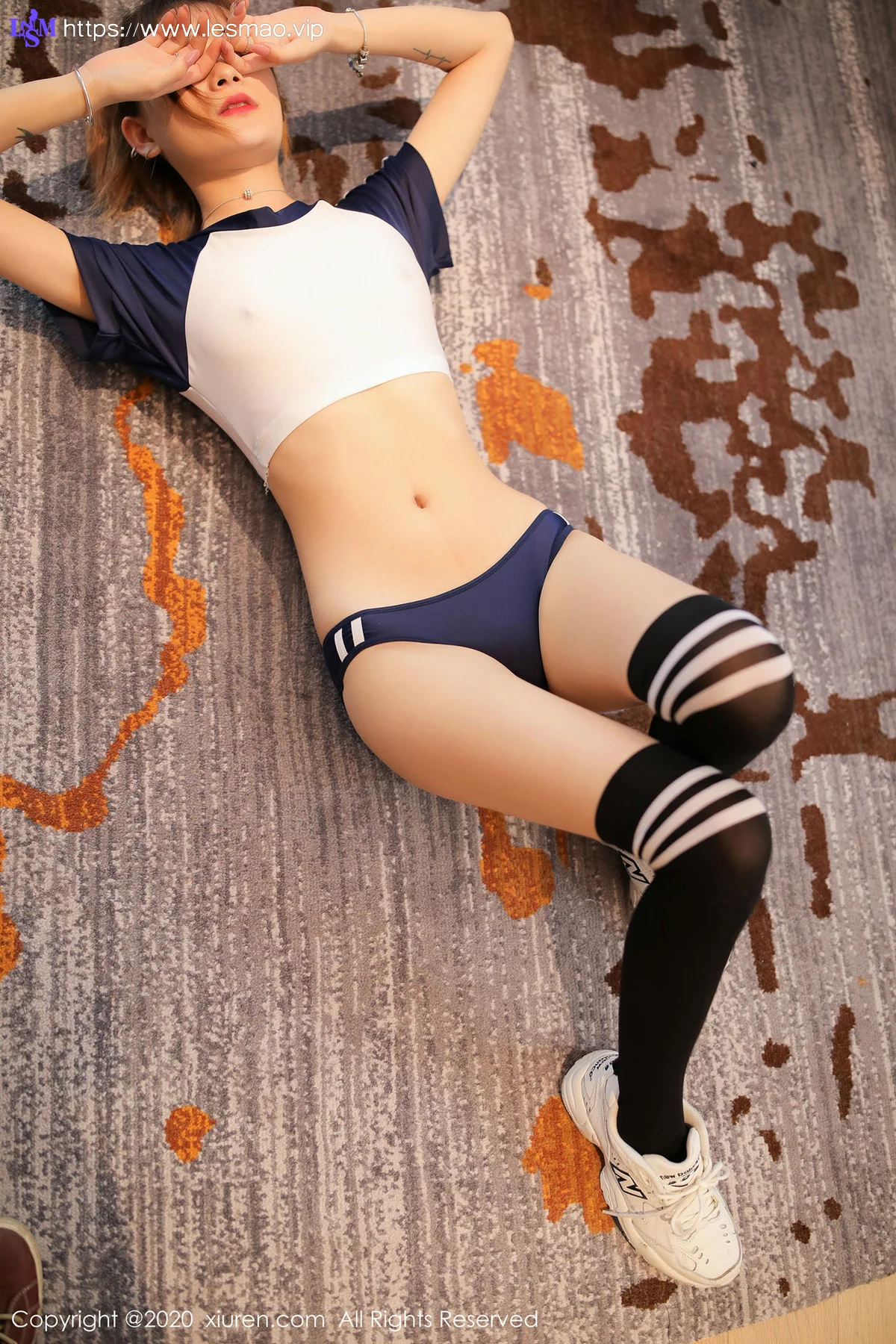 XiuRen 秀人 No.2102  新人模特 Bonnie周熙 首套写真清纯学妹 - 19