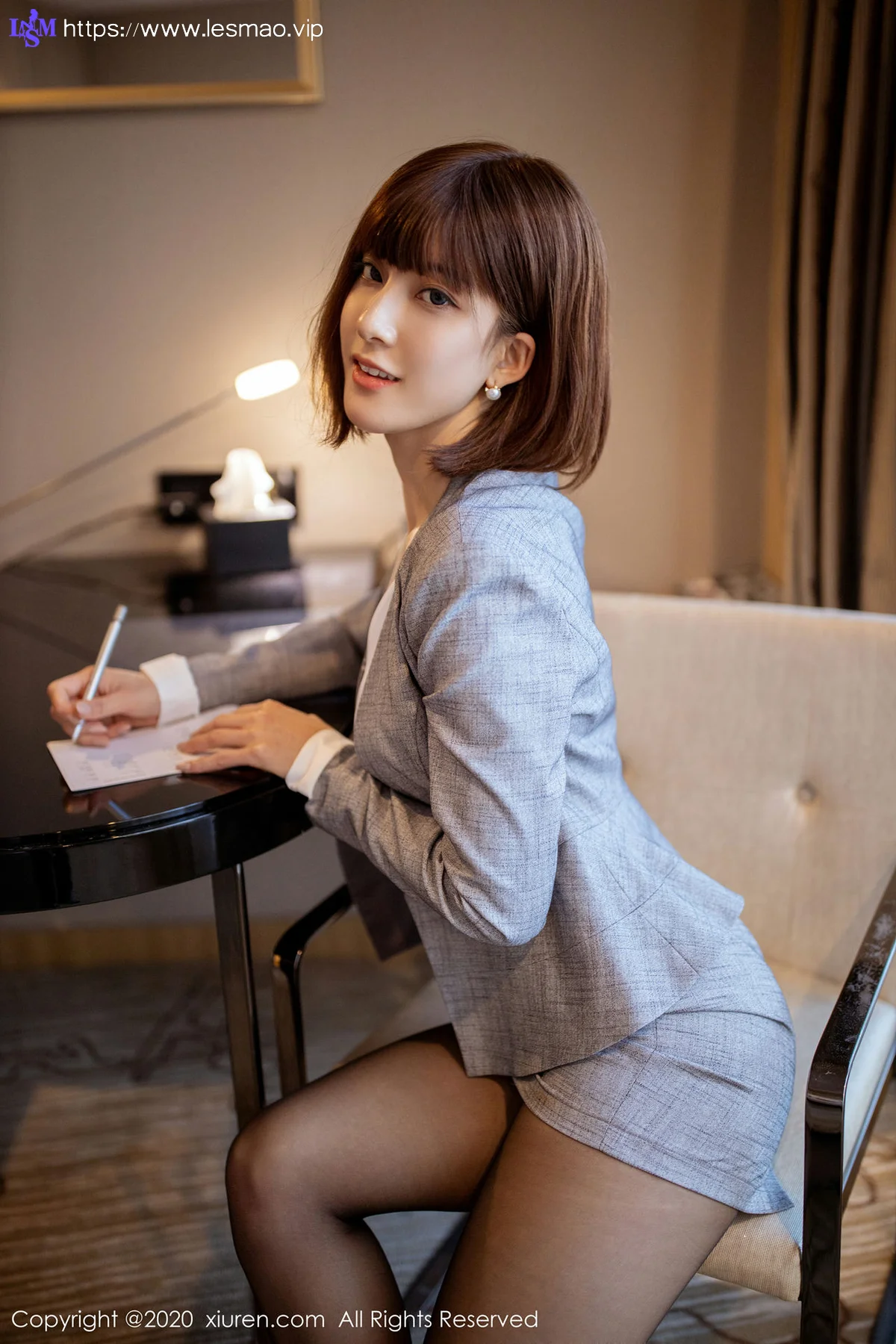 XiuRen 秀人 No.2105 西装秘书 林文文yooki 主题私房写真 - 21