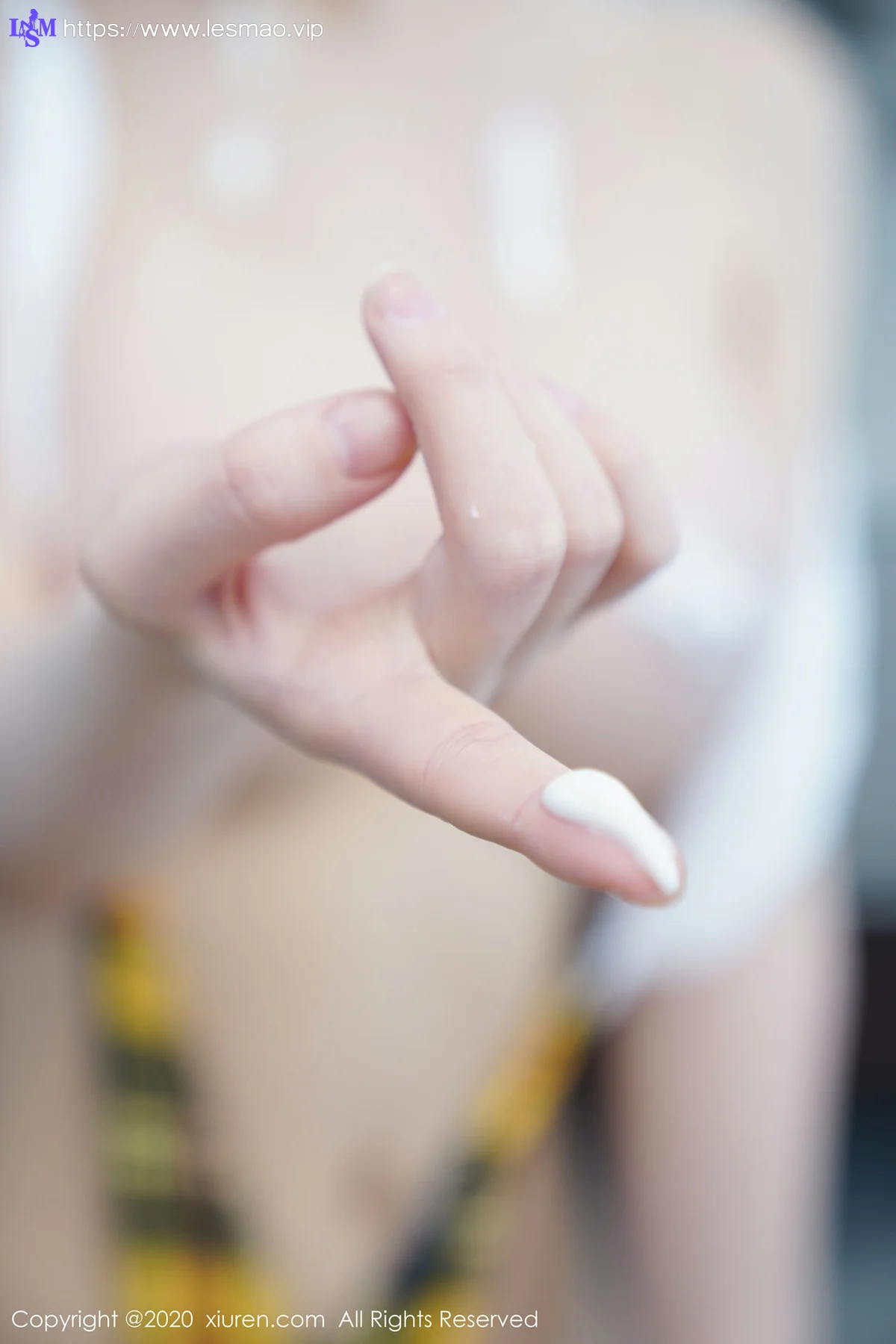 XiuRen 秀人 No.2115 UU酱 童颜巨乳 72P 首套写真 - 39