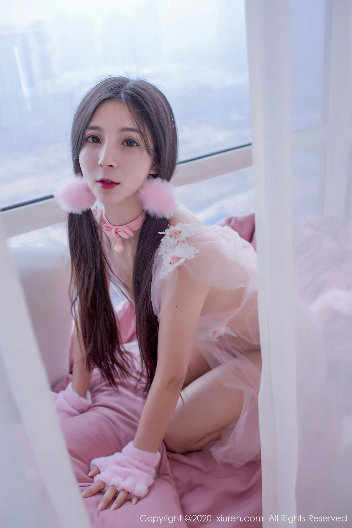 XiuRen 秀人 No.2120 小蛮妖_honey 新晋水嫩模特 首弹写真 - 41