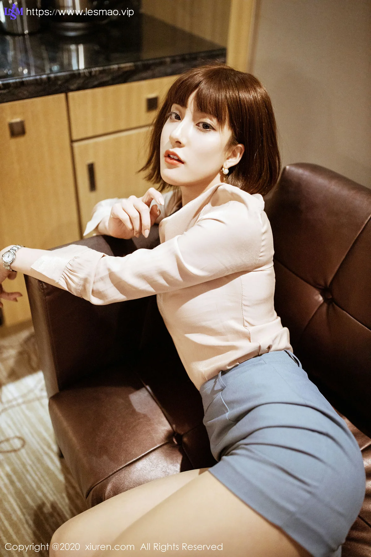 XiuRen 秀人 No.2130 西装秘书OL 林文文yooki短发美女 - 18
