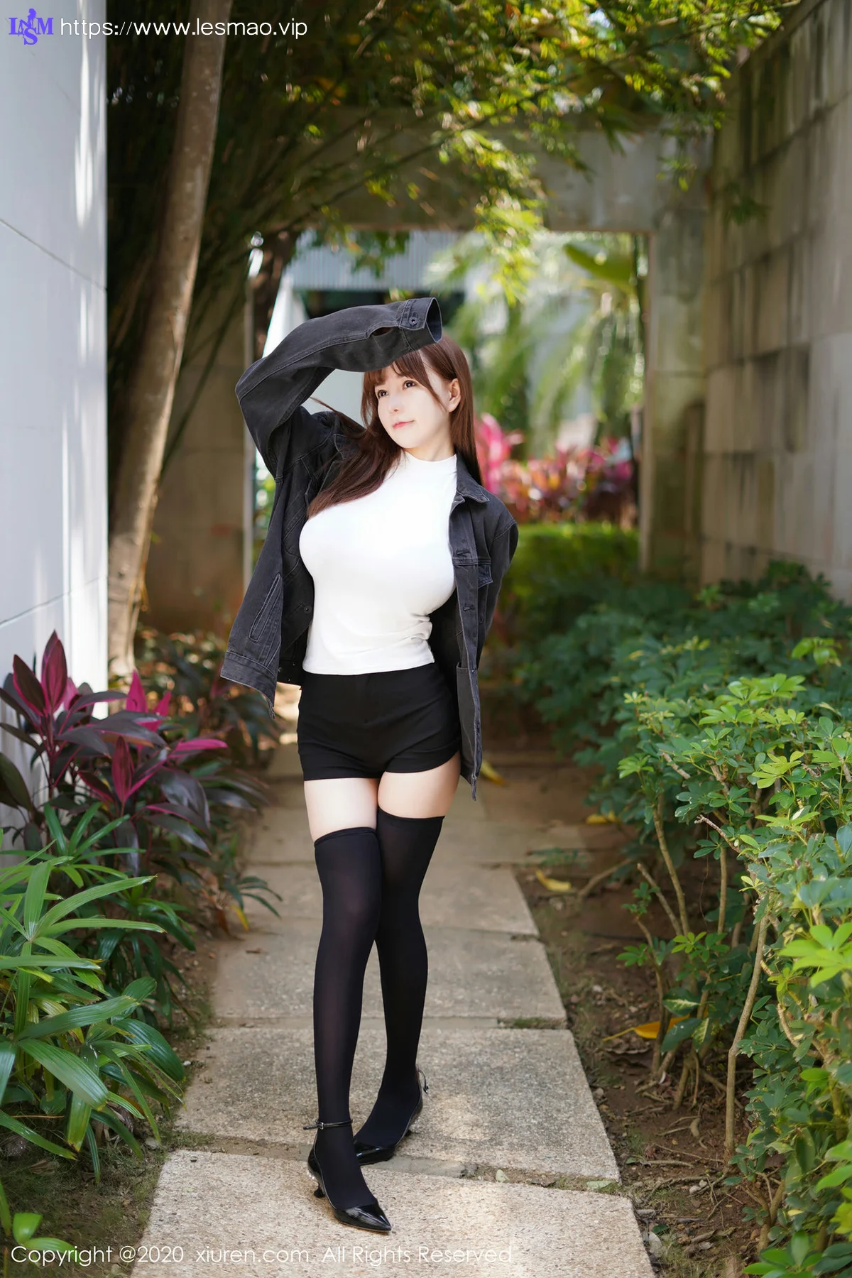 XiuRen 秀人 No.2147 UU酱 童颜巨乳新人模特  新人模特第二套..... - 22
