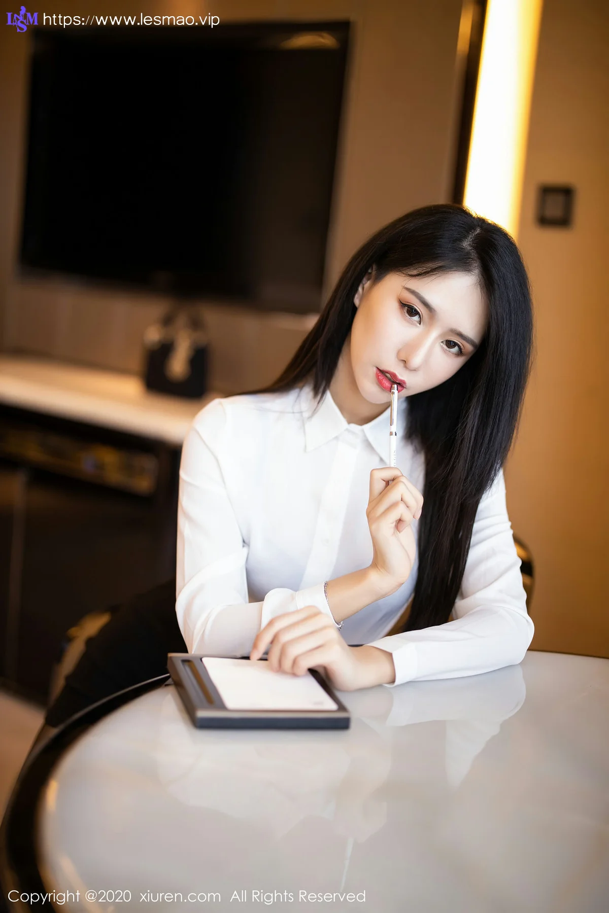 XiuRen 秀人 No.2148 黑短裙的OL BABY_柒 最新性感写真 - 32