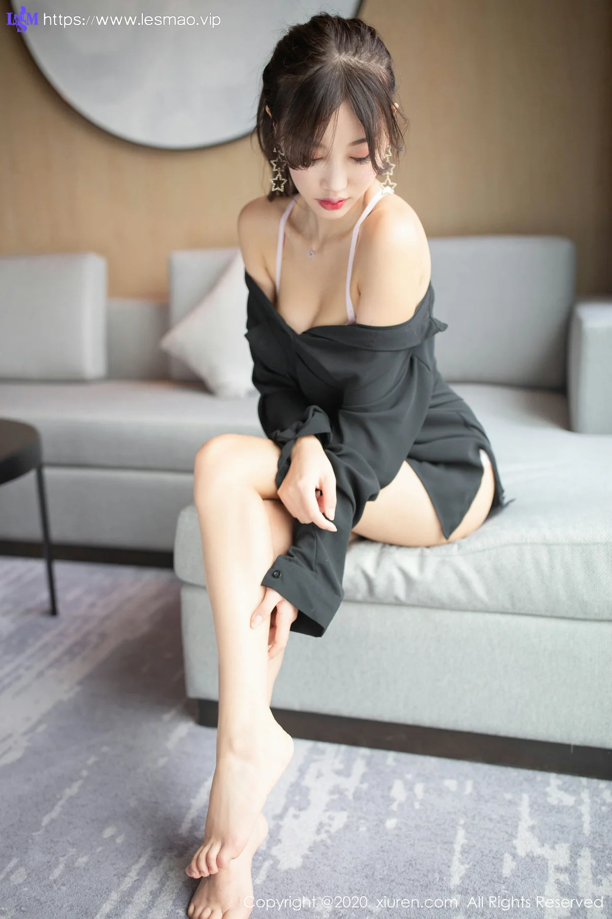 XiuRen 秀人 No.2151 男友黑衬衫主题 杨晨晨sugar 私房写真 - 14
