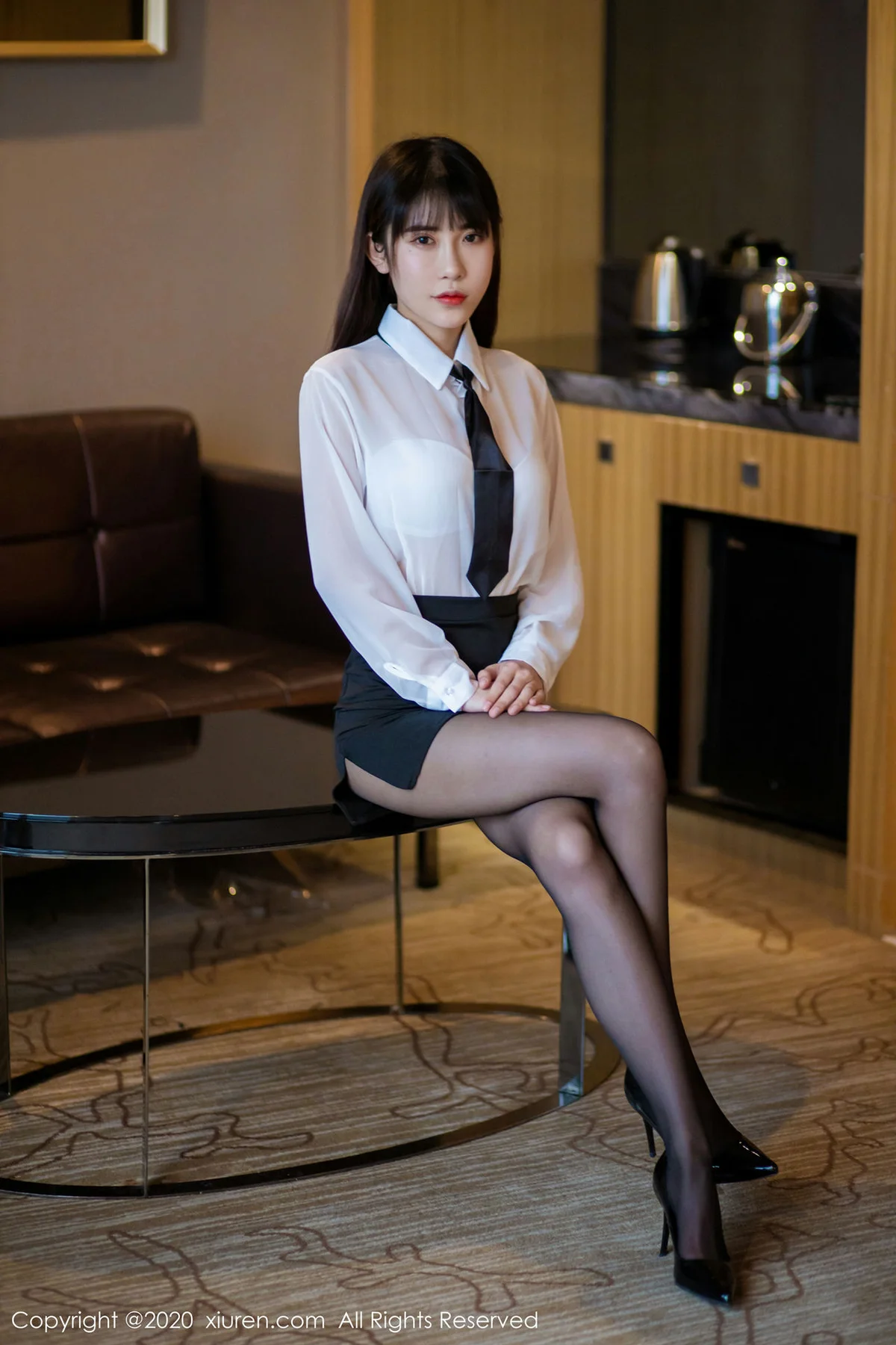 XiuRen 秀人 No.2176  职场秘书制服 悠悠酱yoyoyo 性感写真 - 47