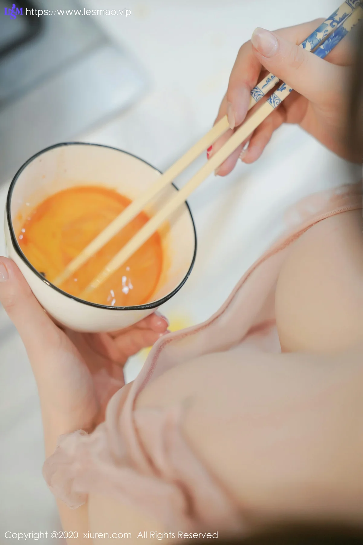 XiuRen 秀人 No.2186  童颜巨乳厨娘101P 糯美子Mini 三亚旅拍写真 - 23