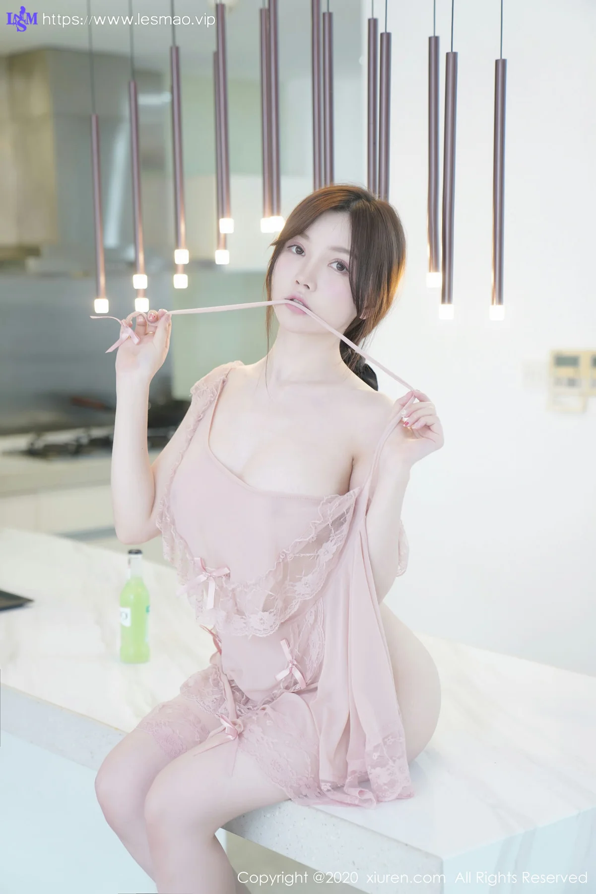 XiuRen 秀人 No.2186  童颜巨乳厨娘101P 糯美子Mini 三亚旅拍写真 - 90