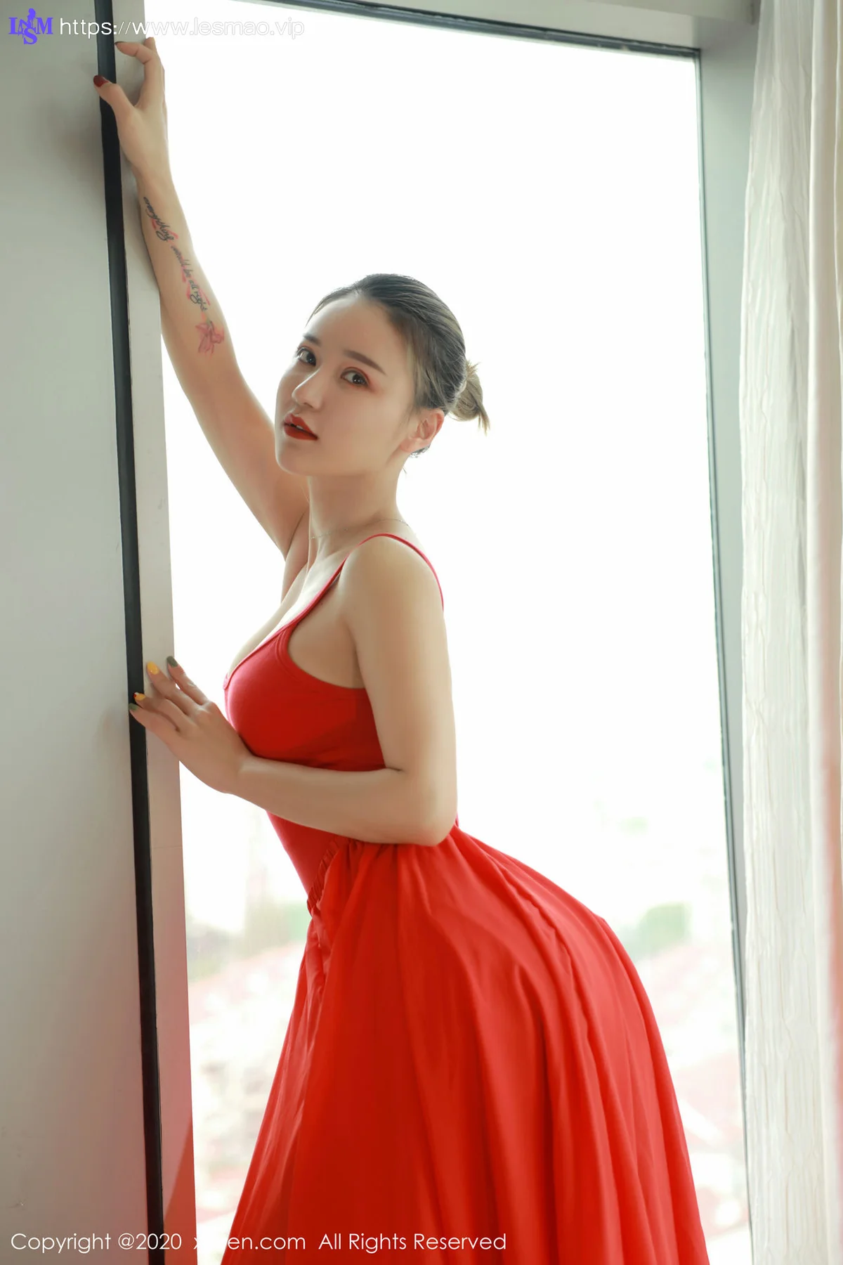 XiuRen 秀人 No.2219 舞者玉体 小壁虎吖 猩红的舞蹈长裙首套... - 11