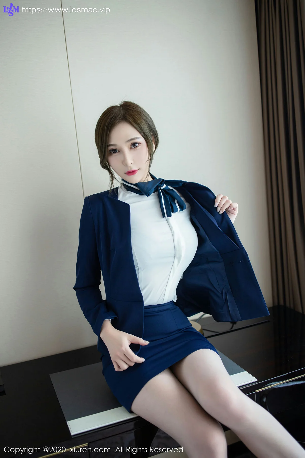 XiuRen 秀人 No.2221 Lavinia肉肉 性感制服写真 - 20