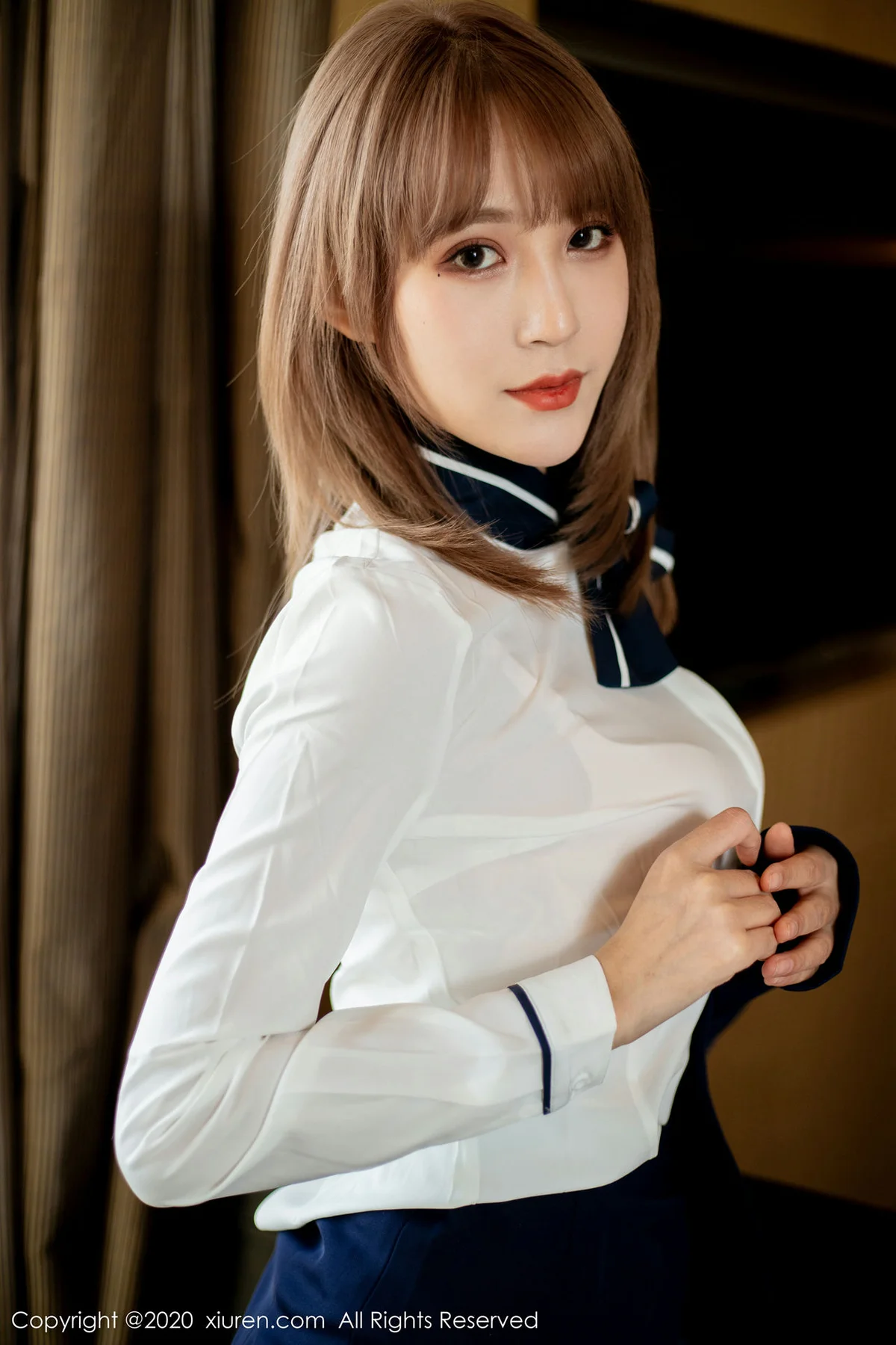 XiuRen 秀人 No.2224 丽质模特 周慕汐fairy 短发美女首套写真 - 28