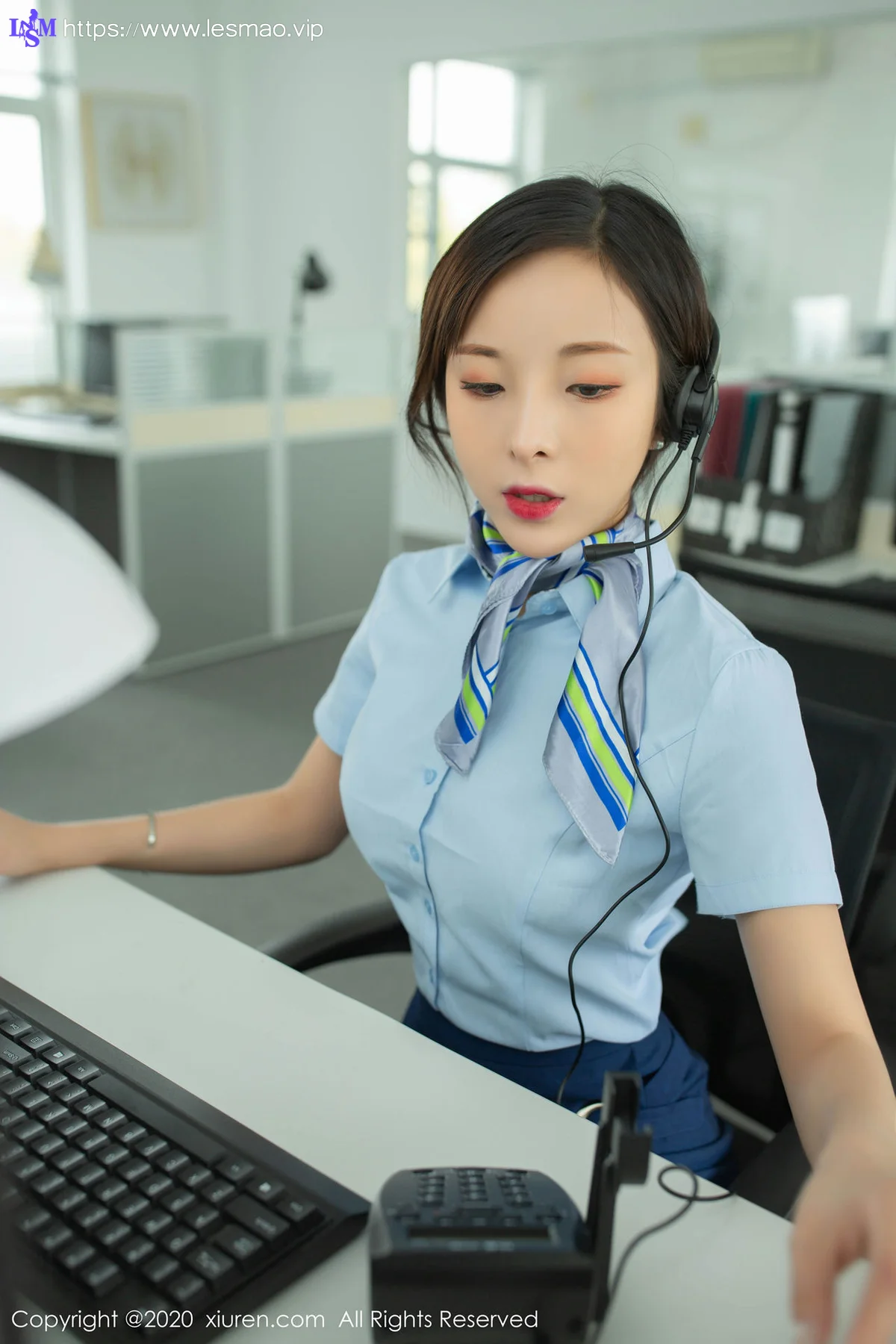 XiuRen 秀人 No.2257 情景写真86p 陈小喵 职场制服 - 12