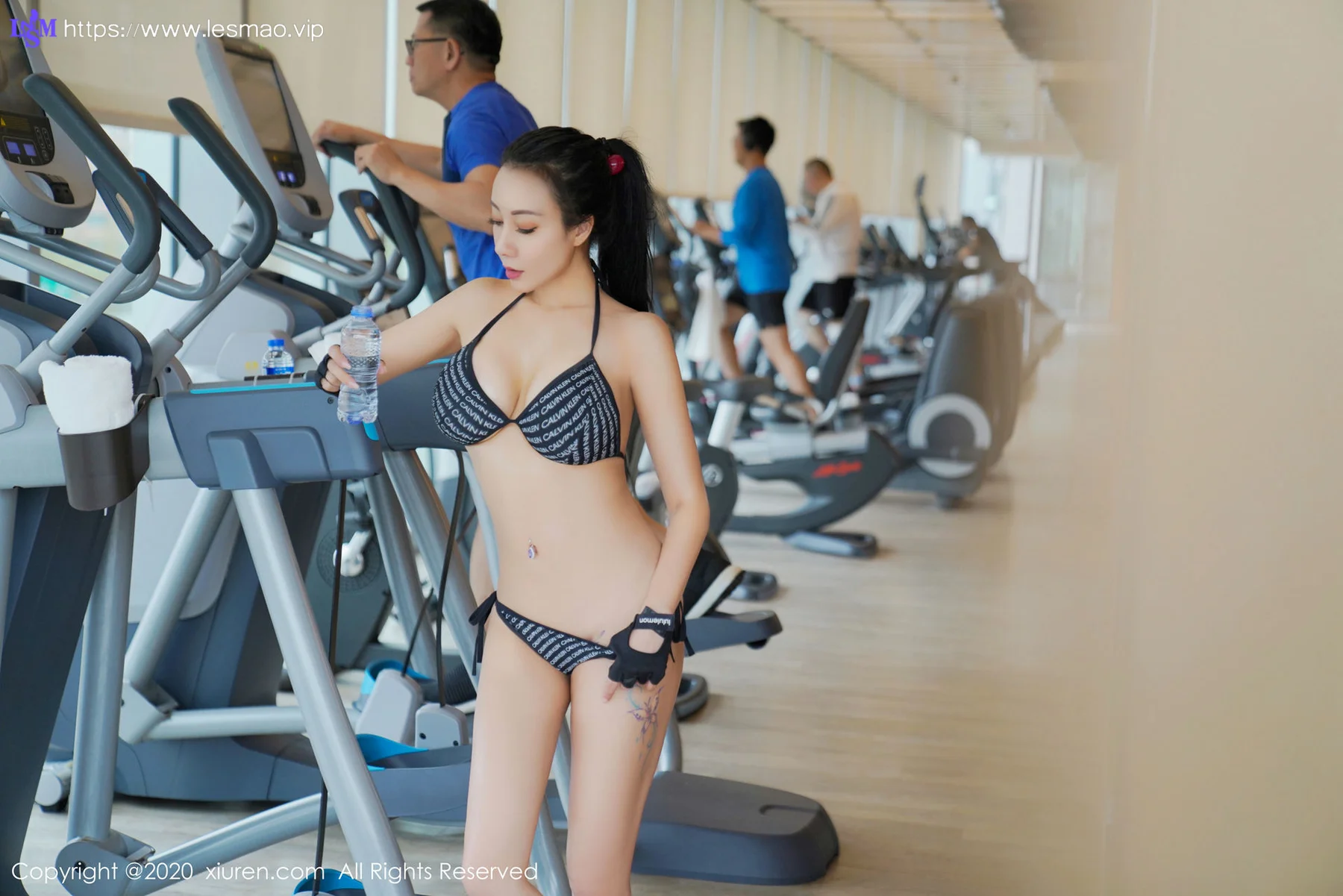 XiuRen 秀人 No.2264 运动健身辣妹美女 果儿Victoria - 17