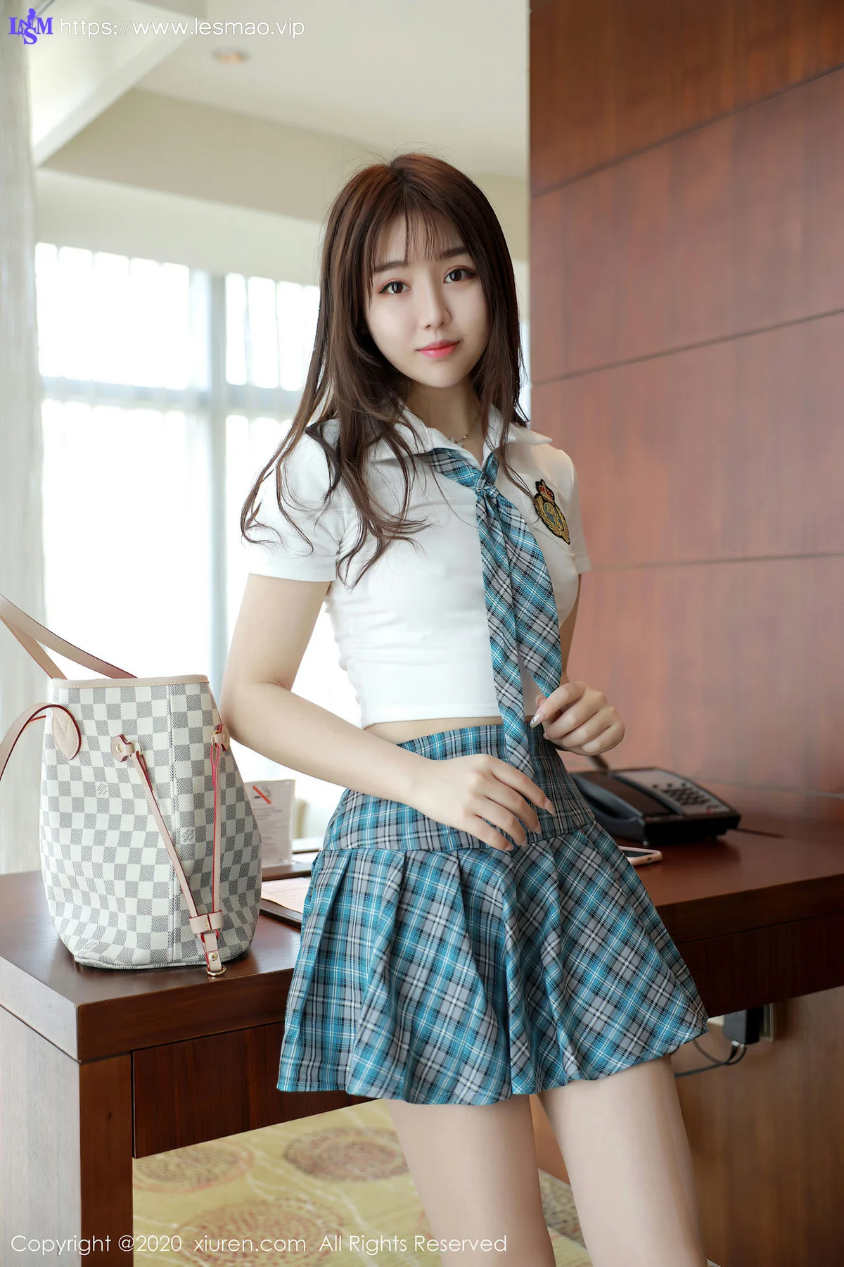 XiuRen 秀人 No.2291 梦梵 制服girl清纯学妹 - 18