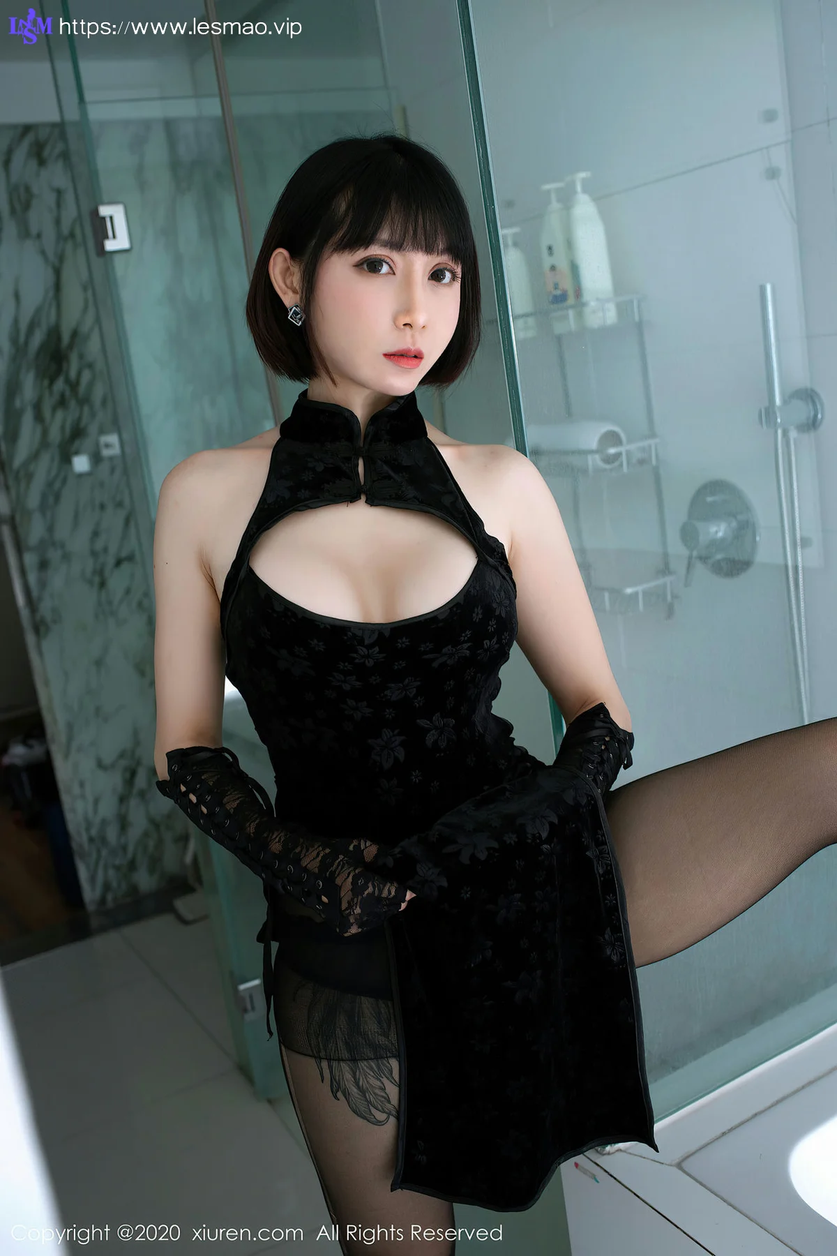 XiuRen 秀人 No.2318 高叉韵味旗袍 安妮斯朵拉 新人模特 - 18
