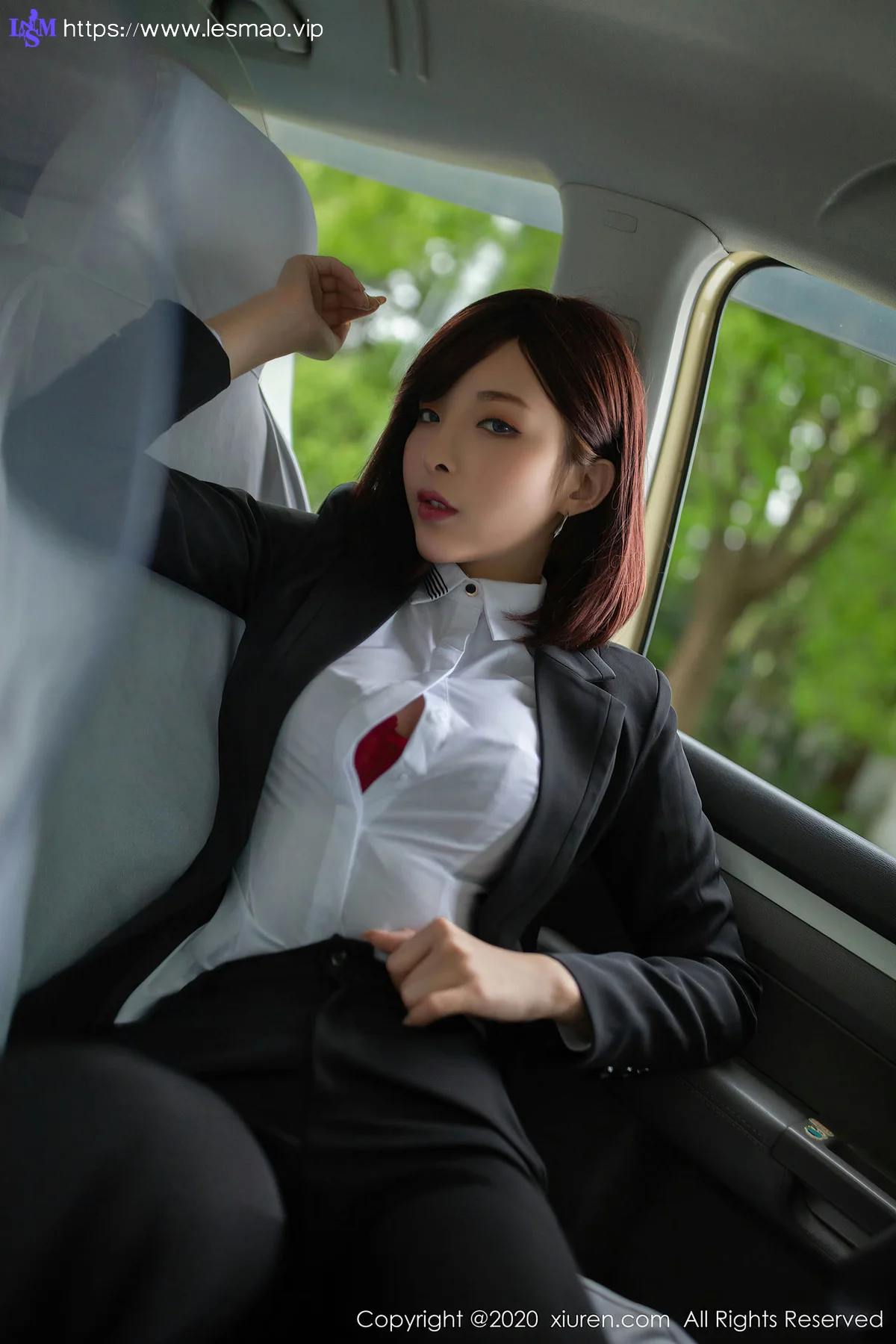 XiuRen 秀人 No.2322 真实场景女司机 陈小喵 - 17