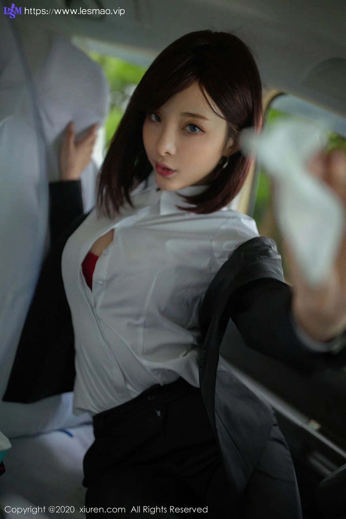 XiuRen 秀人 No.2322 真实场景女司机 陈小喵 - 24