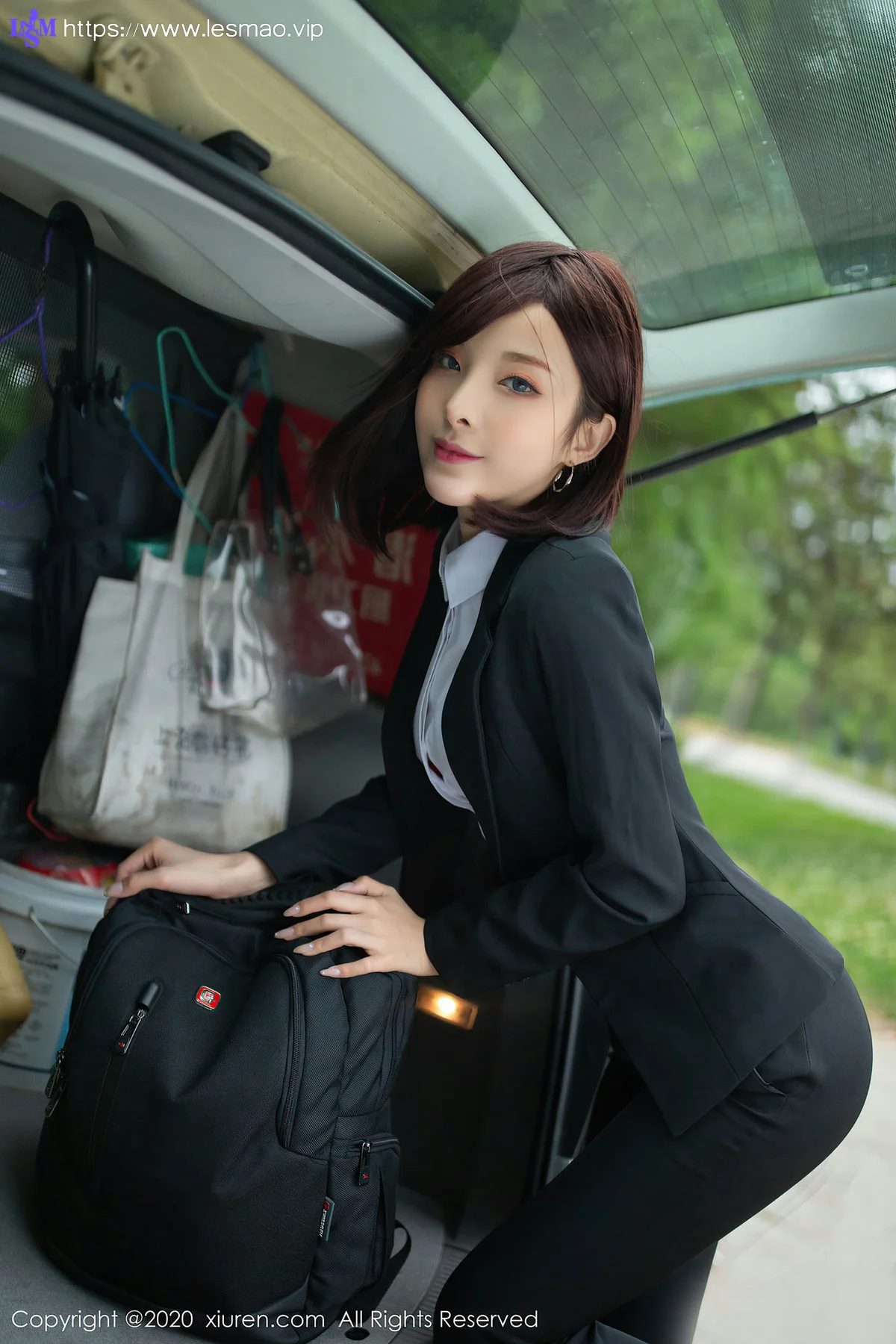 XiuRen 秀人 No.2322 真实场景女司机 陈小喵 - 33