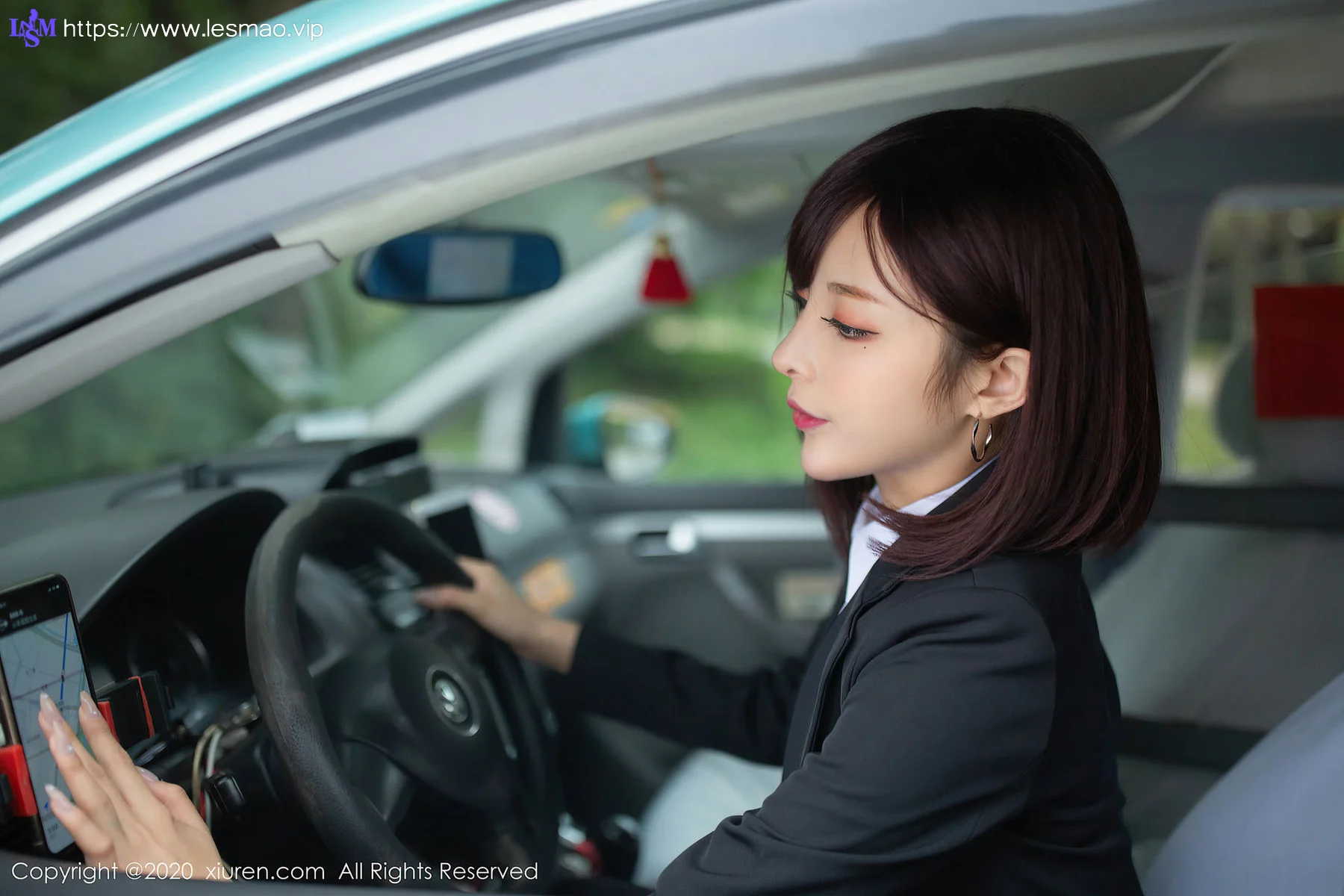 XiuRen 秀人 No.2322 真实场景女司机 陈小喵 - 36