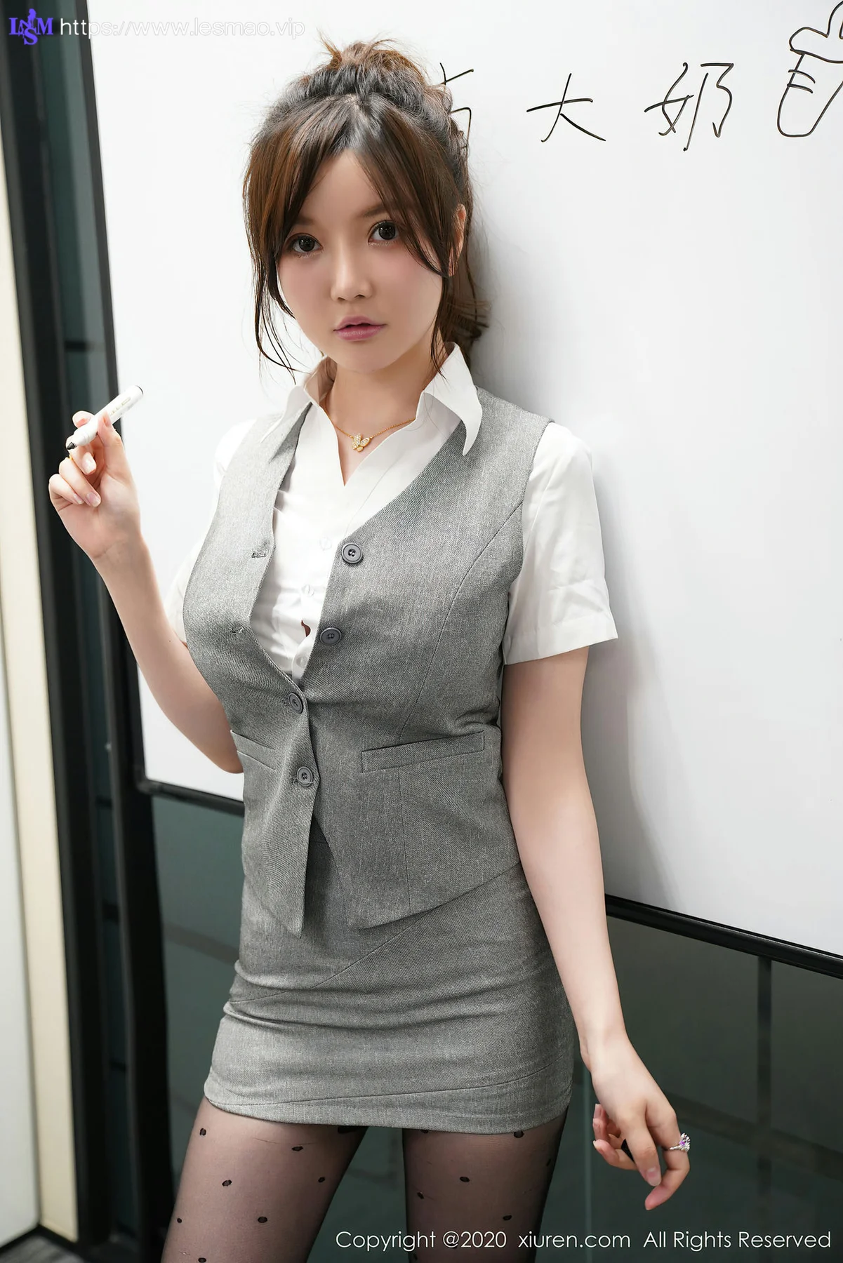 XiuRen 秀人 No.2326 糯美子 办公室职业制服剧情 - 78