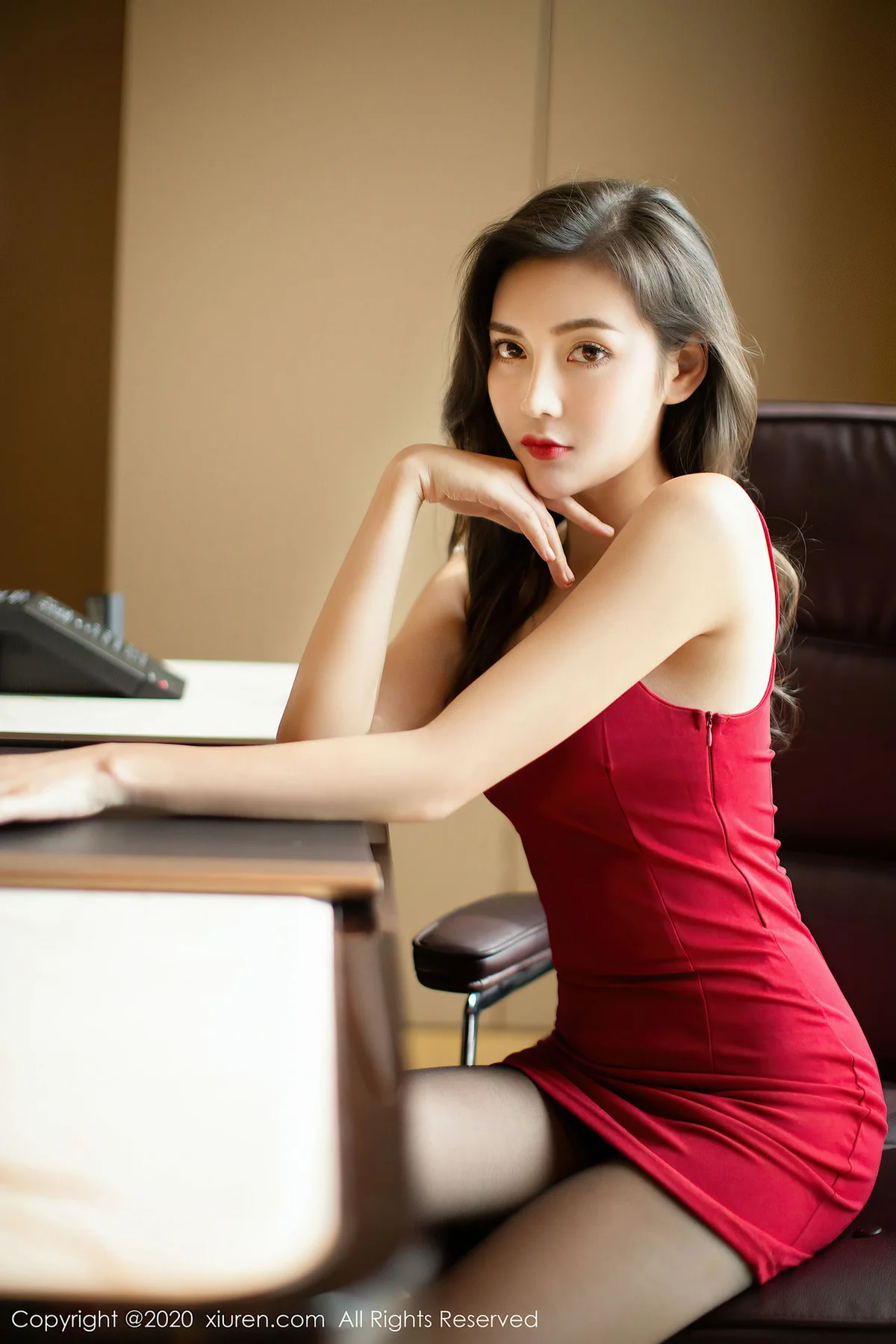 XiuRen 秀人 No.2369 气质nice美女吊裙 夏玥 - 58
