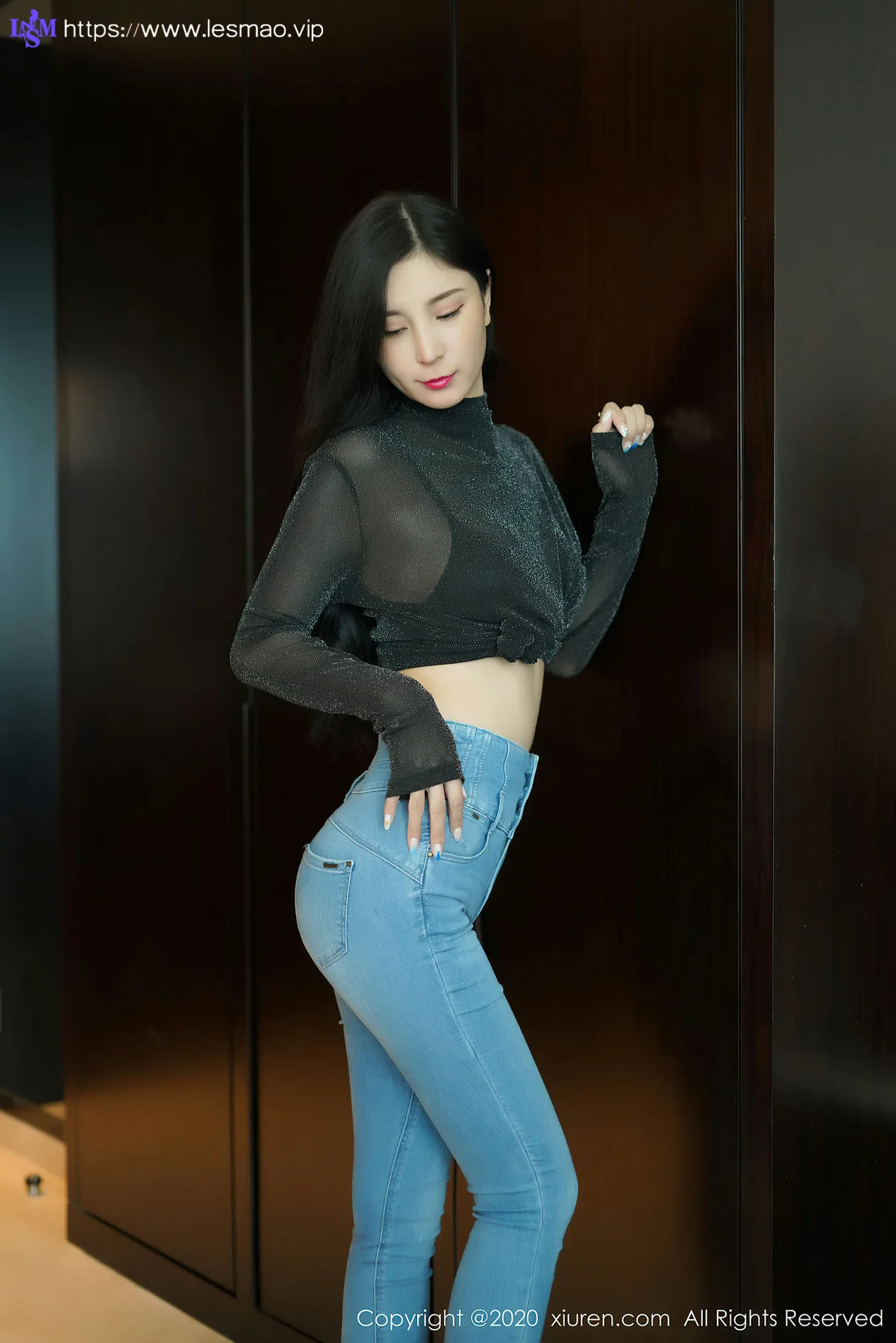 XiuRen 秀人 No.2386  性感OL 小蛮妖yummy 牛仔丁字裤 - 20