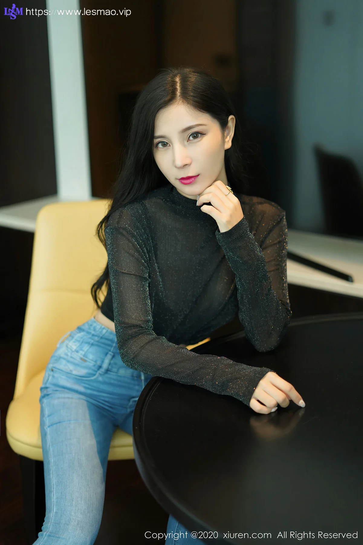 XiuRen 秀人 No.2386  性感OL 小蛮妖yummy 牛仔丁字裤 - 28